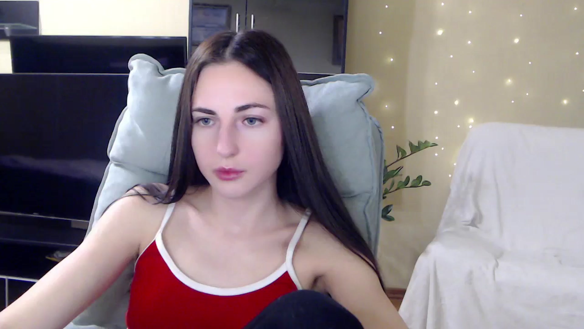 Gallery image thumbnail from AlinaJames's myfreecams stream on, 11/18/2023, 15:51 image 3 of 20