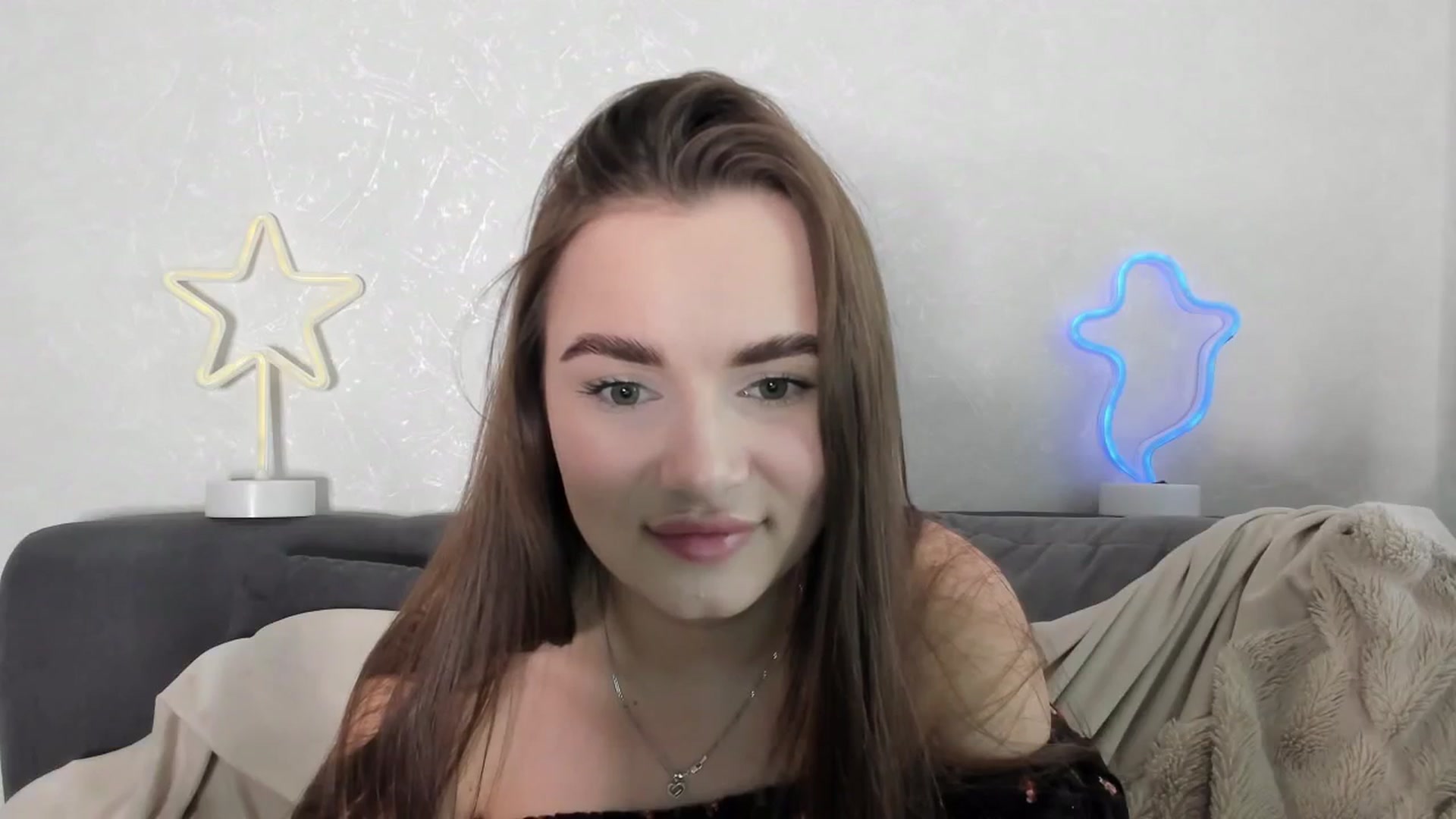 Gallery image thumbnail from AlinaLuxxx's myfreecams stream on, 03/28/2026, 12:52 image 8 of 20