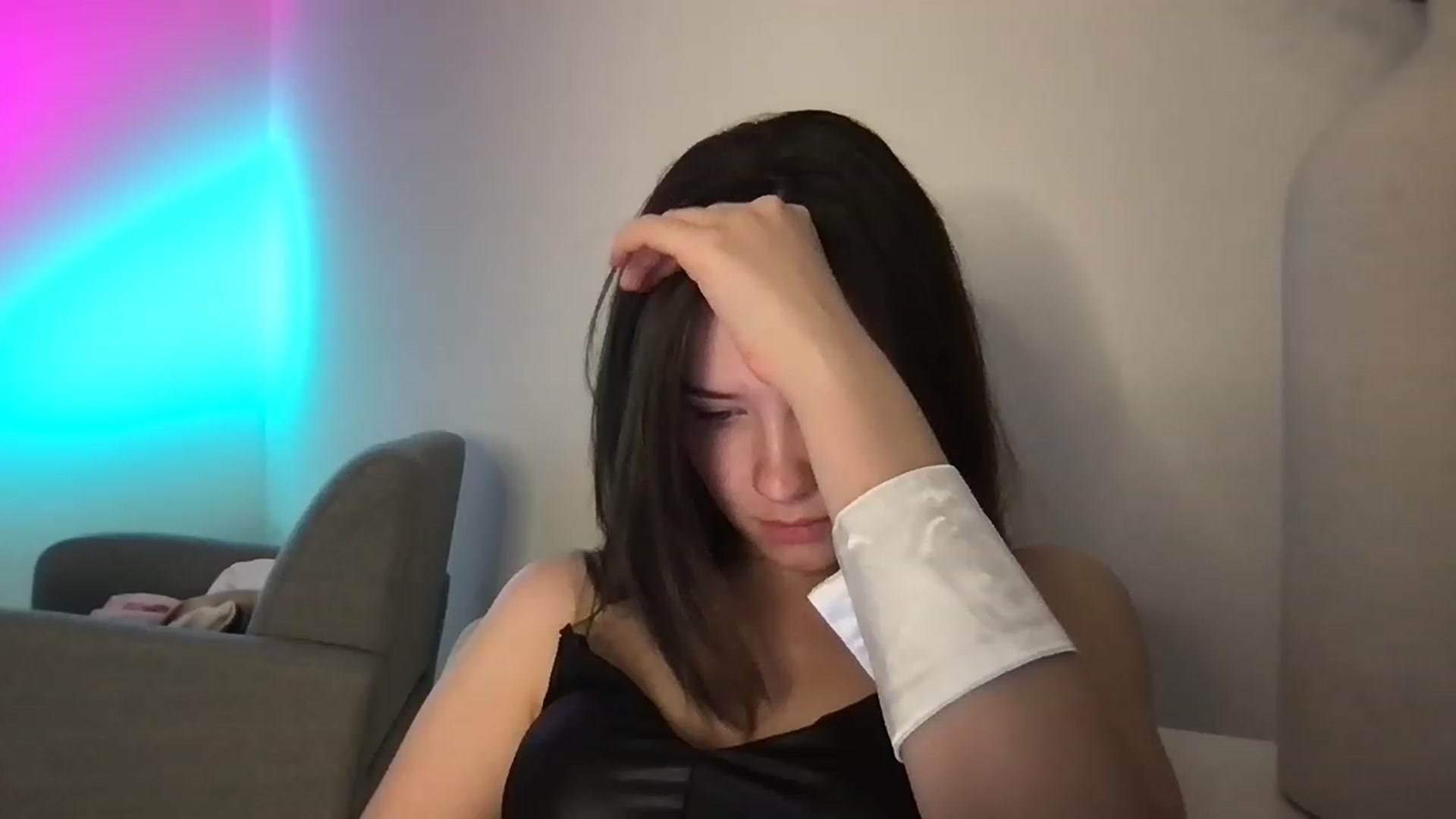 Gallery image thumbnail from AlinaRoss's myfreecams stream on, 12/11/2022, 24:20 image 4 of 20
