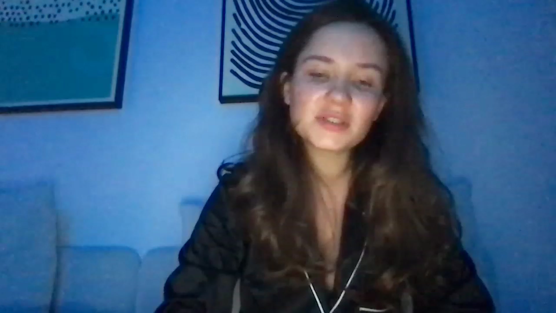 Gallery image thumbnail from AlinaRoss's myfreecams stream on, 01/06/2023, 11:09 image 10 of 20