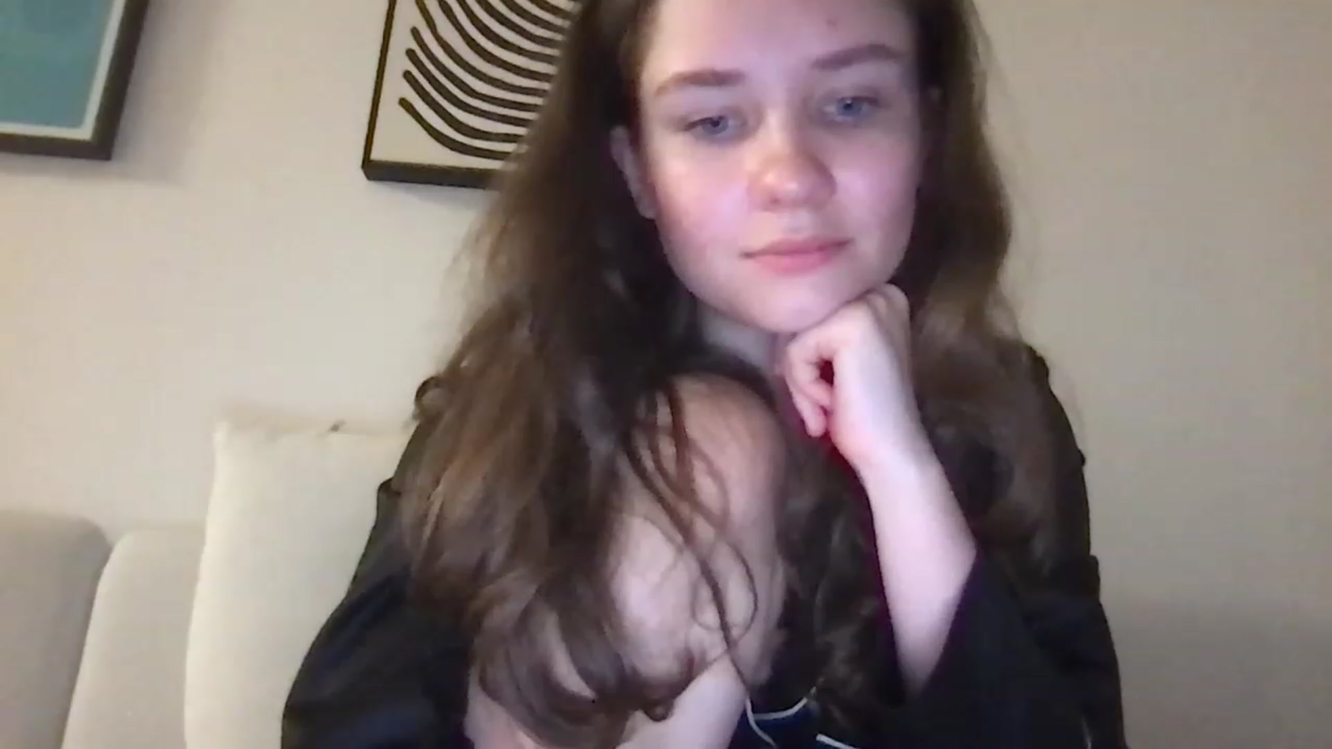 Gallery image thumbnail from AlinaRoss's myfreecams stream on, 01/07/2023, 07:05 image 2 of 20