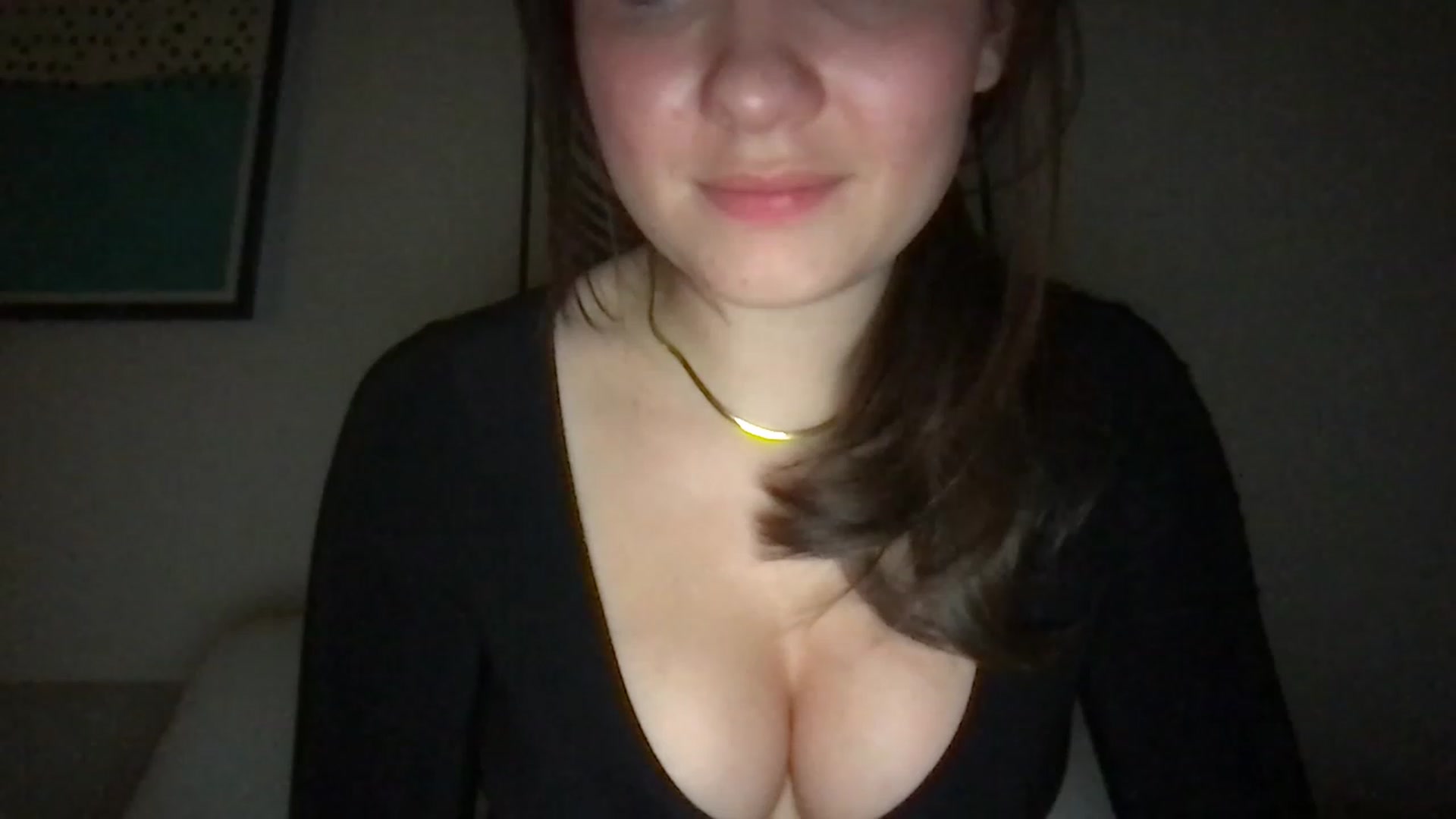 Gallery image thumbnail from AlinaRoss's myfreecams stream on, 01/31/2023, 06:37 image 14 of 20