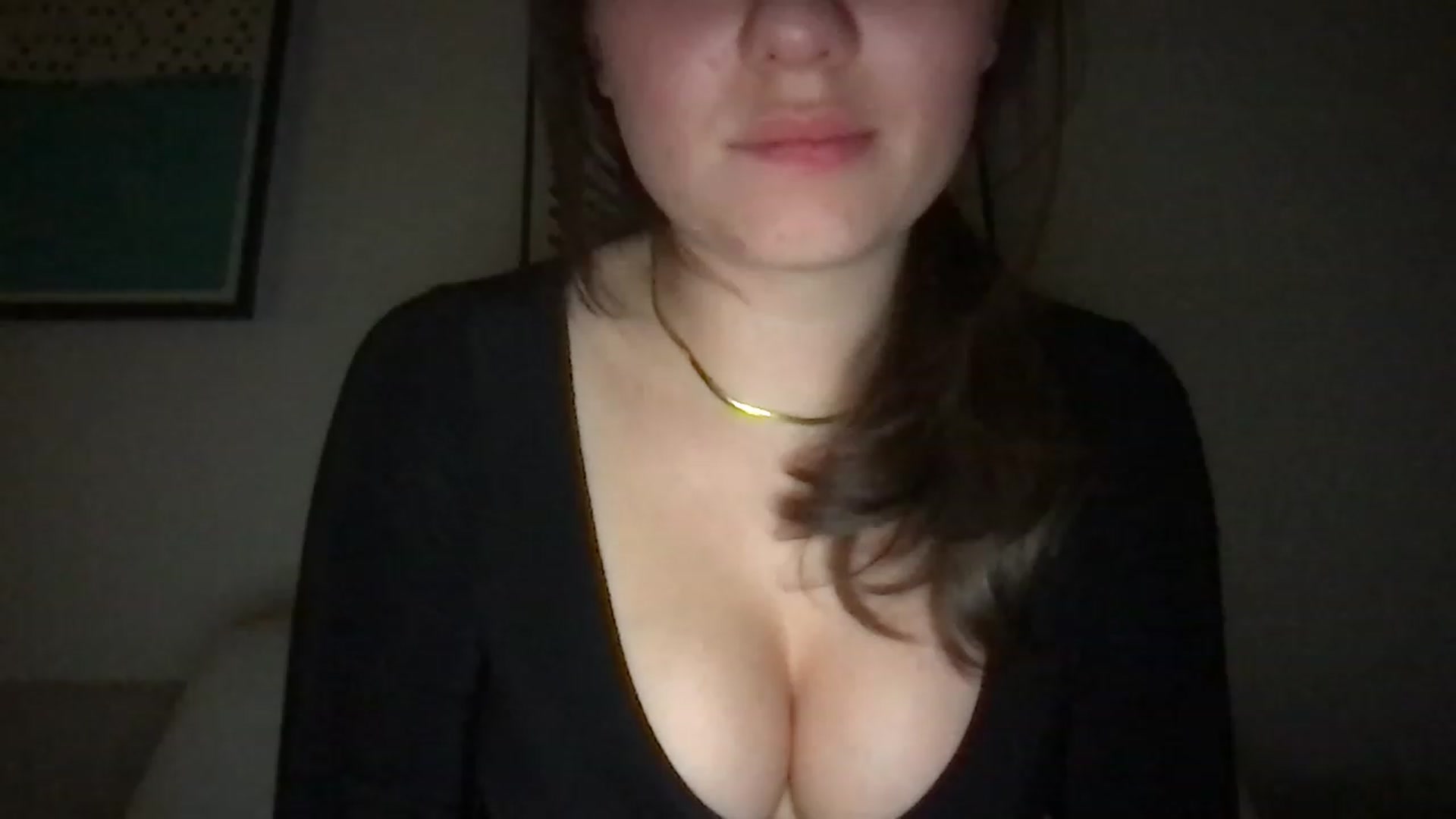 Gallery image thumbnail from AlinaRoss's myfreecams stream on, 01/31/2023, 06:37 image 18 of 20