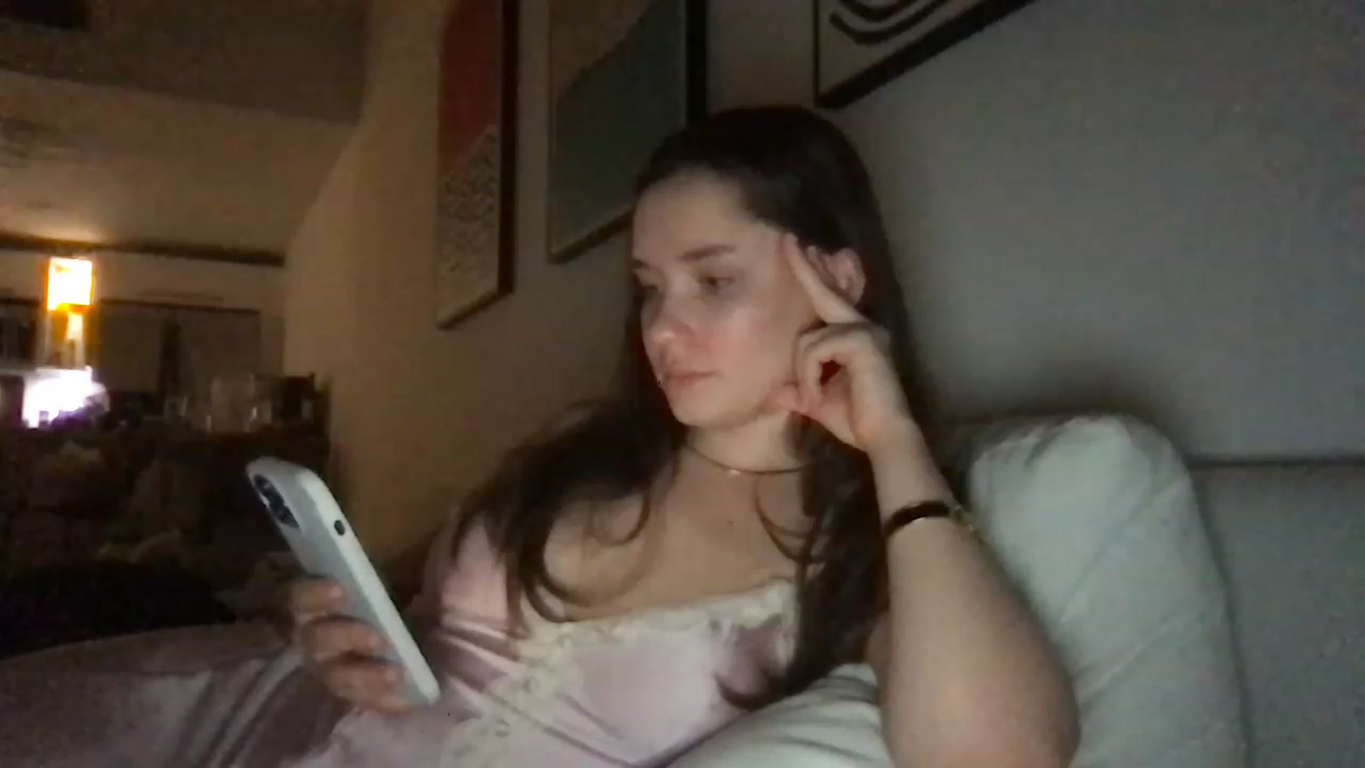 Gallery image thumbnail from AlinaRoss's myfreecams stream on, 02/10/2023, 04:22 image 6 of 20