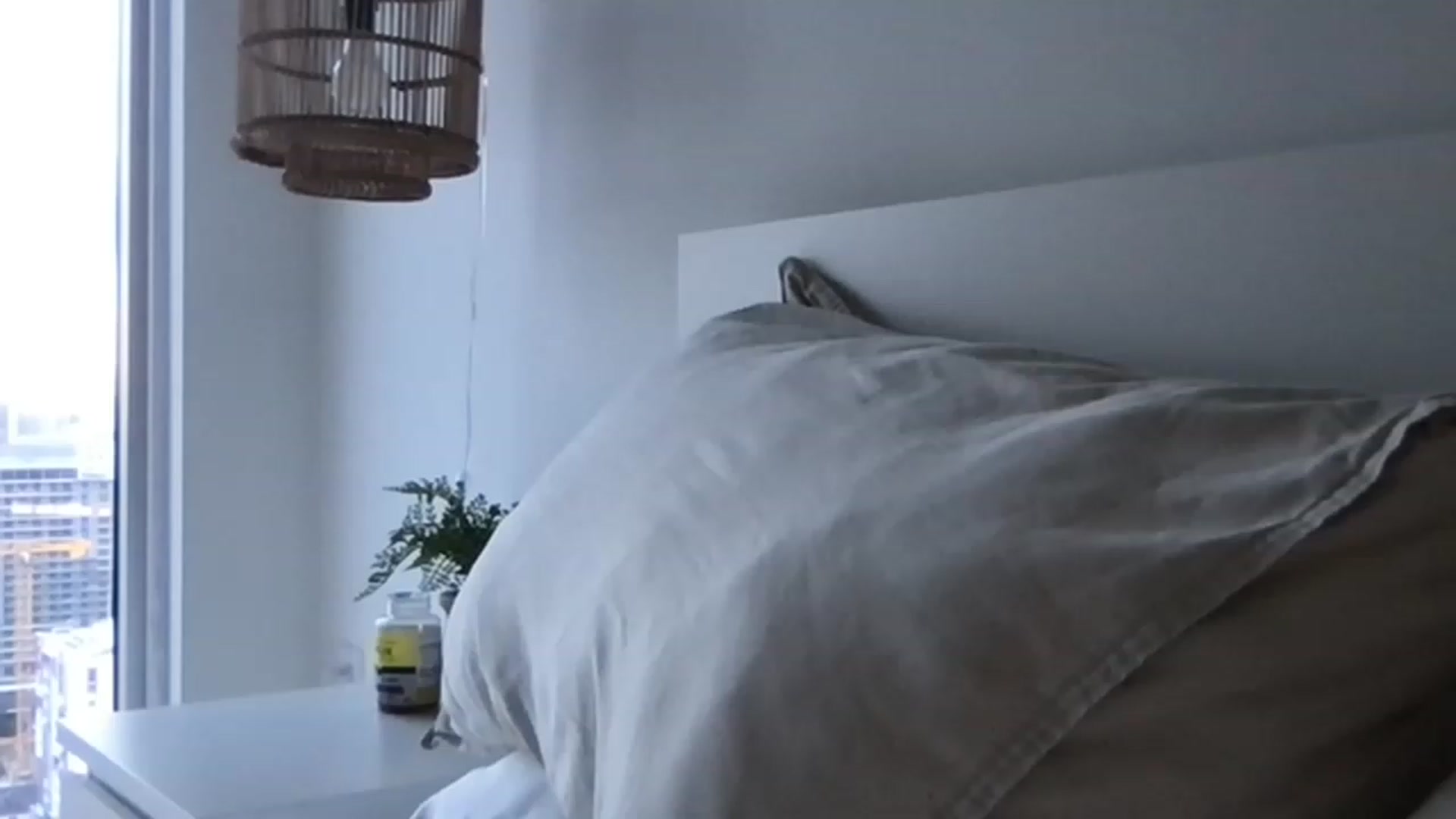 Gallery image thumbnail from AlinaRoss's myfreecams stream on, 02/17/2023, 22:48 image 15 of 20