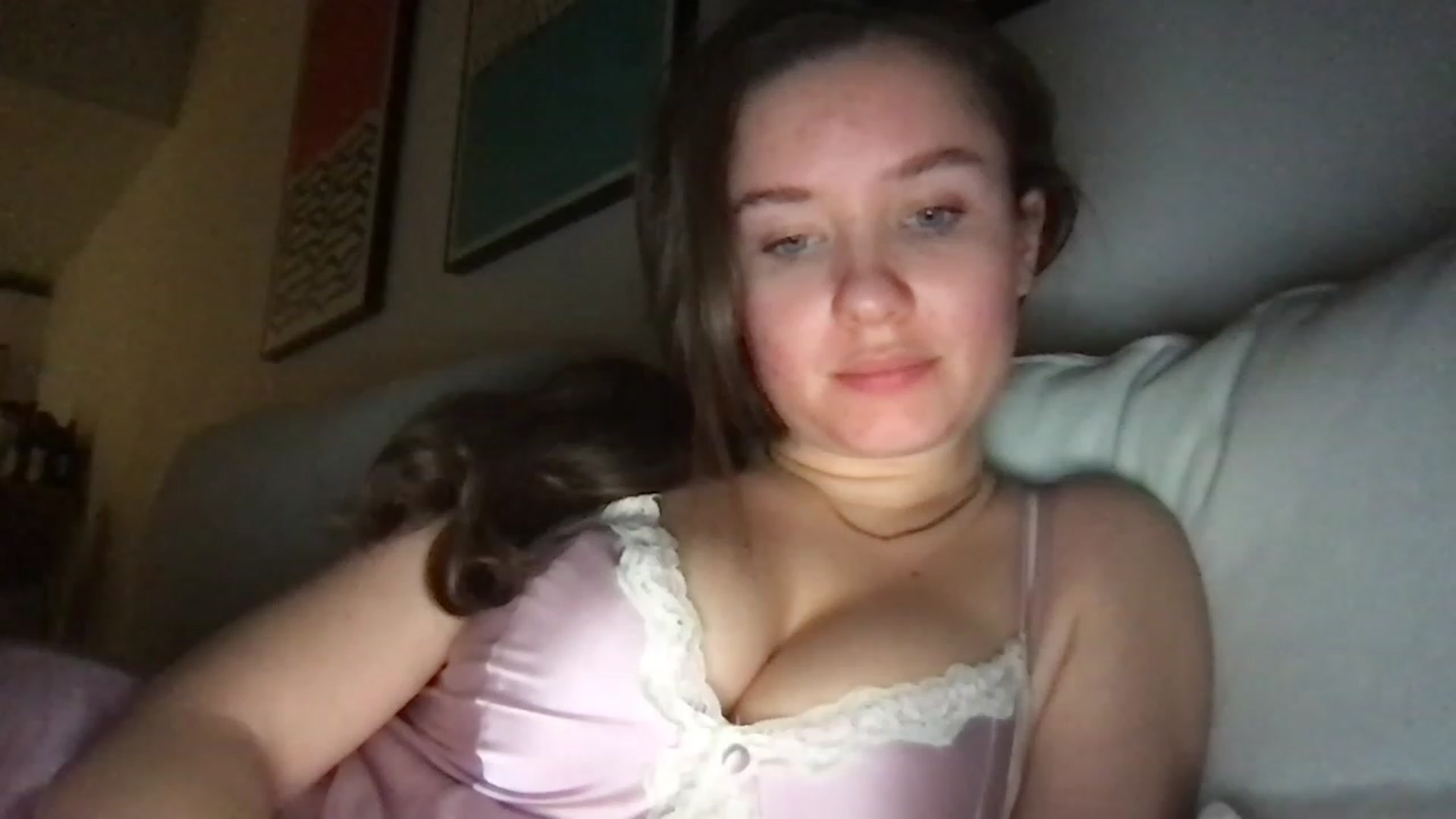Gallery image thumbnail from AlinaRoss's myfreecams stream on, 02/18/2023, 03:28 image 20 of 20