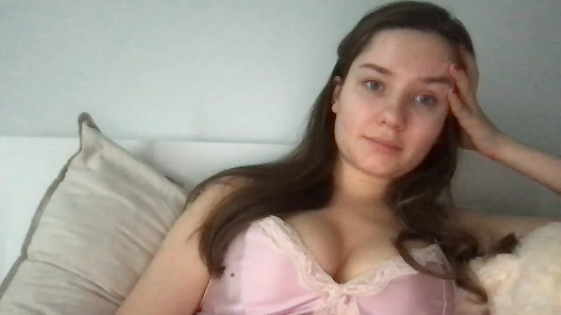Gallery image thumbnail from AlinaRoss's myfreecams stream on, 02/22/2023, 21:55 image 5 of 20