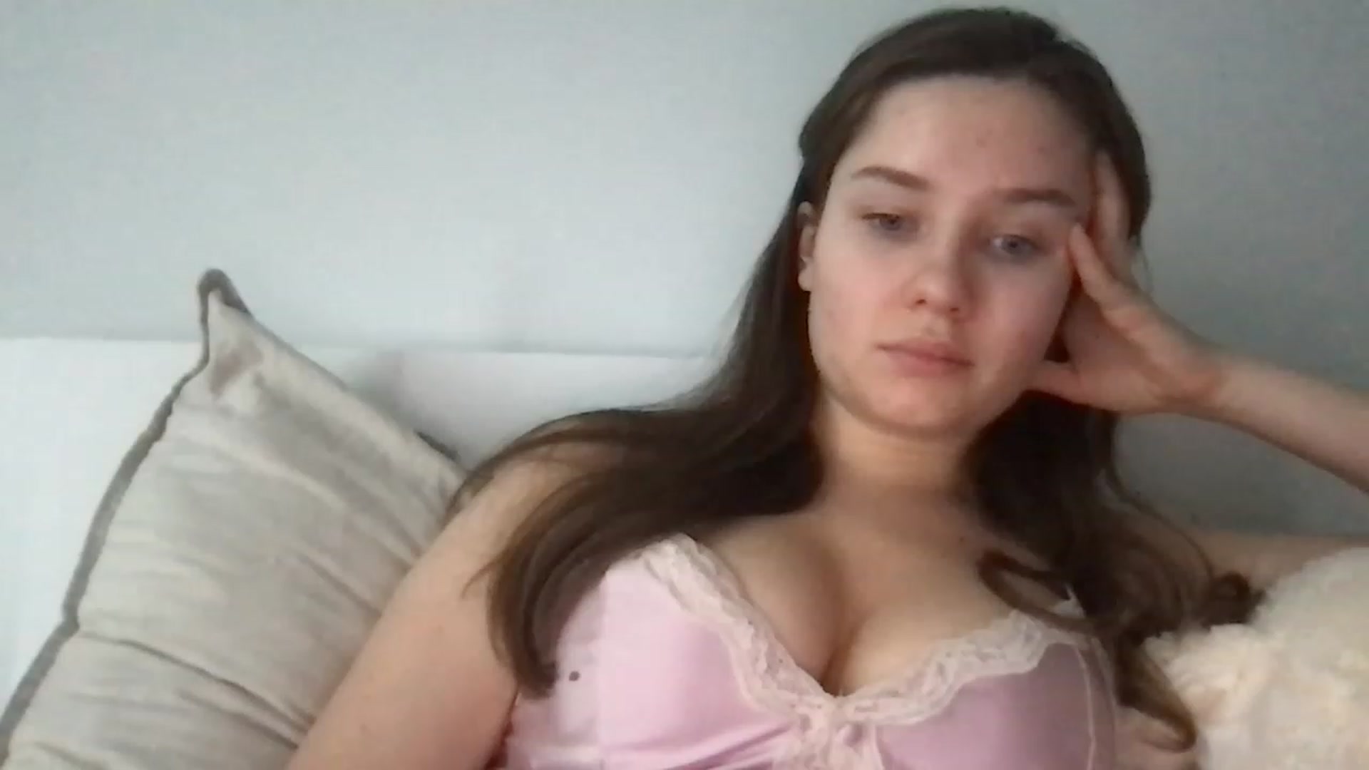 Gallery image thumbnail from AlinaRoss's myfreecams stream on, 02/22/2023, 21:55 image 6 of 20