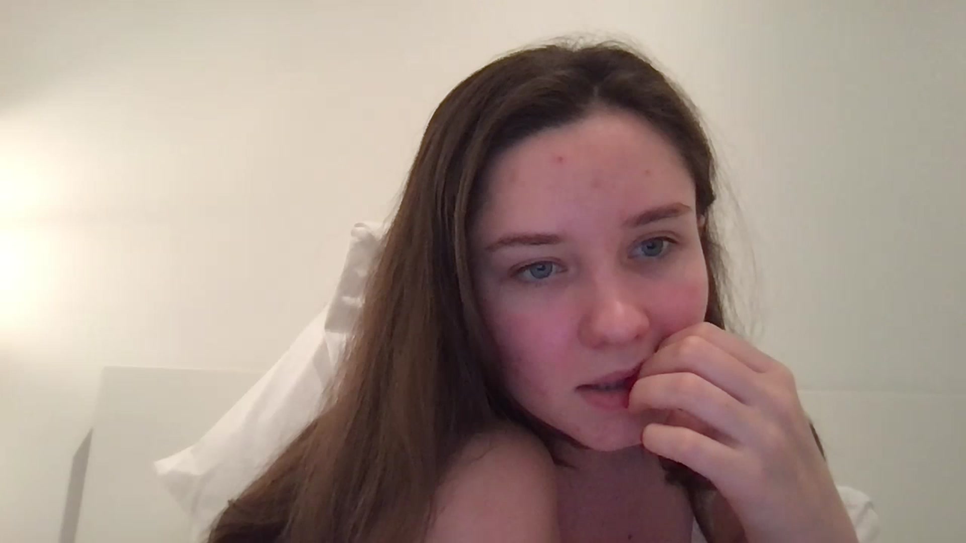 Gallery image thumbnail from AlinaRoss's myfreecams stream on, 02/24/2023, 03:15 image 17 of 20