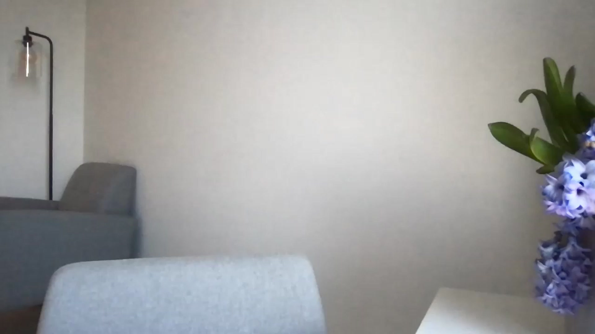 Gallery image thumbnail from AlinaRoss's myfreecams stream on, 03/04/2023, 24:22 image 8 of 20