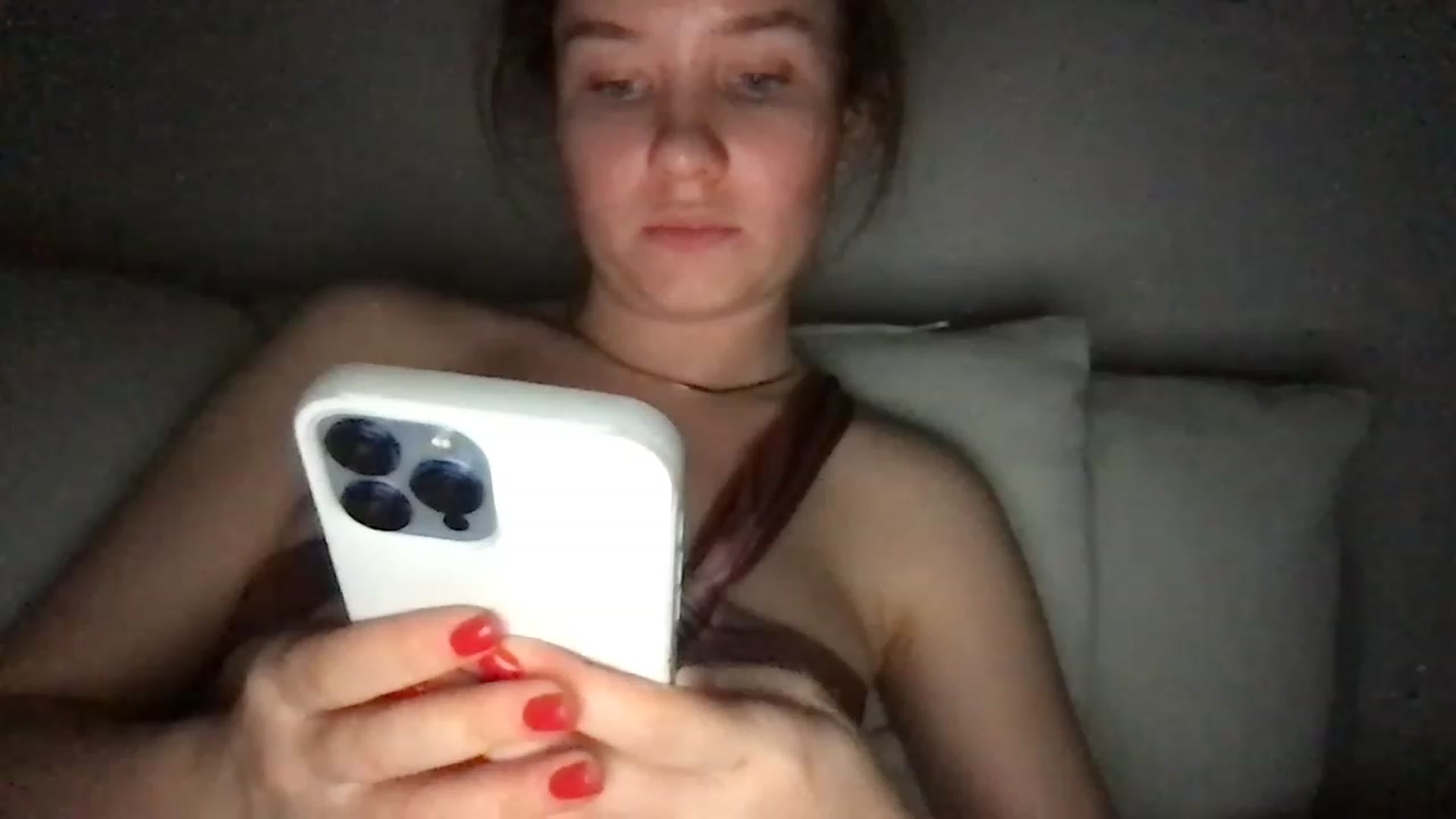 Gallery image thumbnail from AlinaRoss's myfreecams stream on, 03/04/2023, 07:05 image 20 of 20