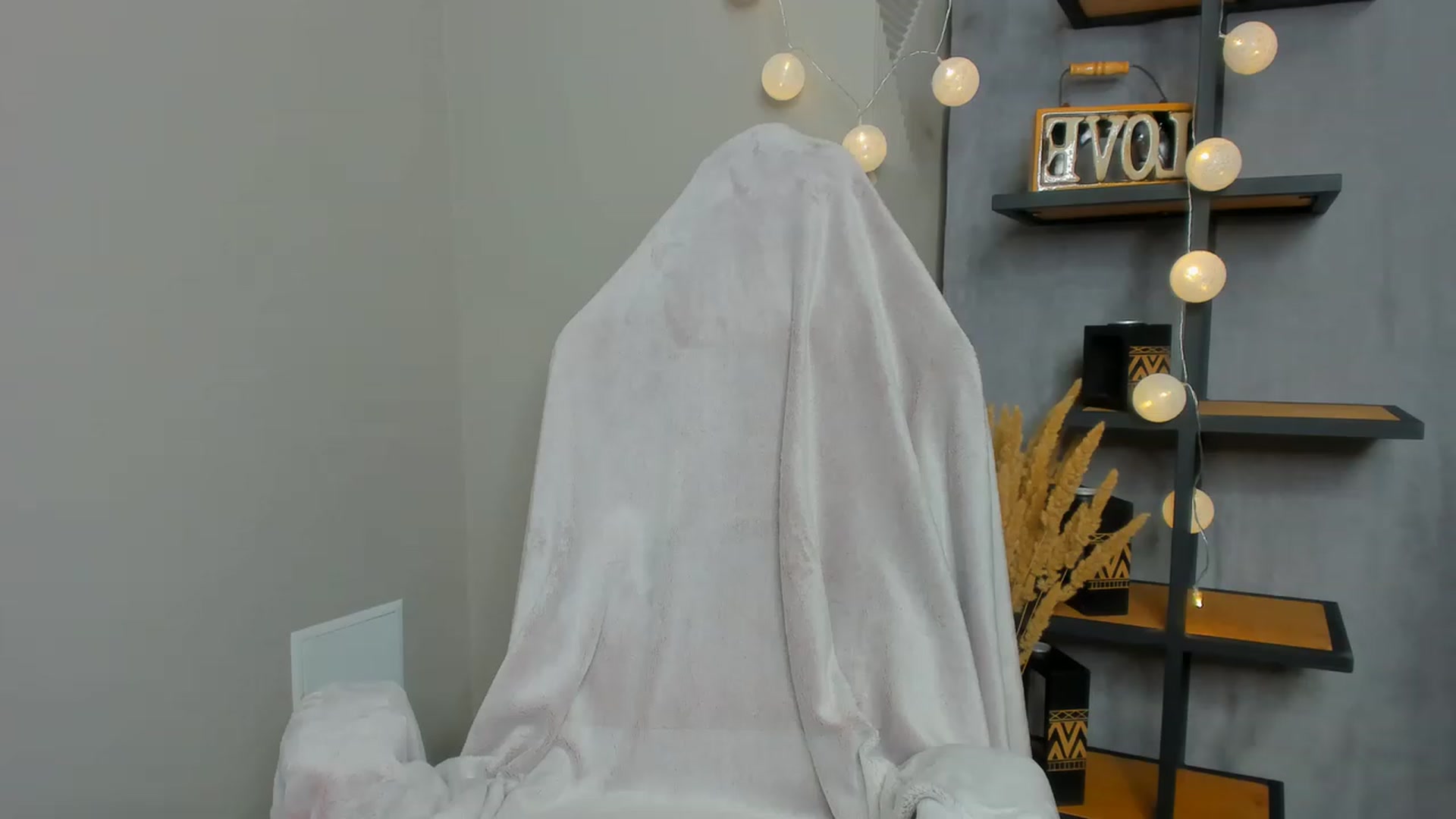 Gallery image thumbnail from Alina_Miss's myfreecams stream on, 03/14/2023, 17:59 image 12 of 20