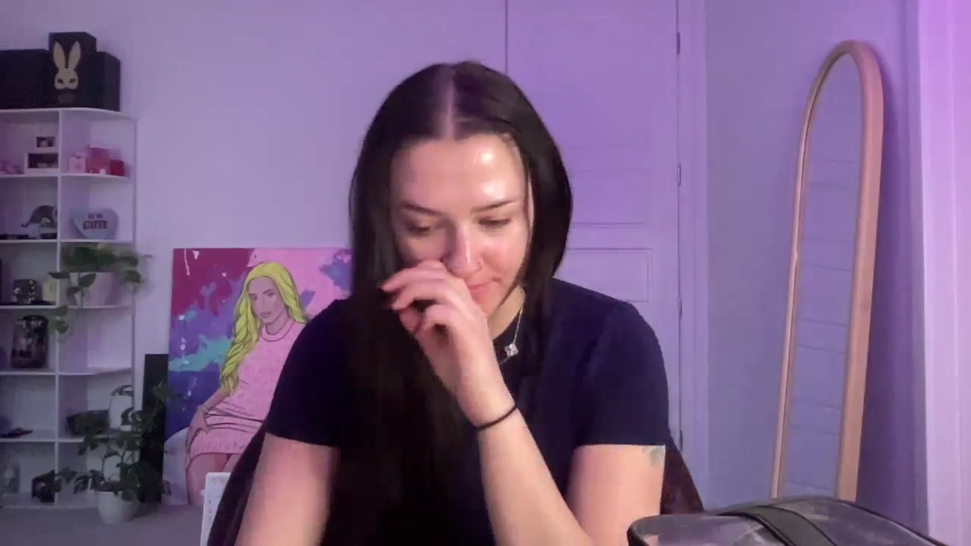 Gallery image thumbnail from Alinasnoww's myfreecams stream on, 02/08/2026, 21:06 image 2 of 20