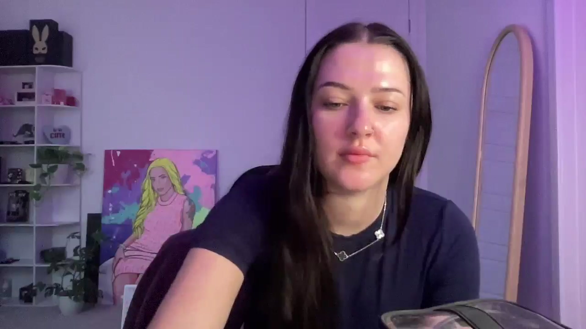 Gallery image thumbnail from Alinasnoww's myfreecams stream on, 02/08/2026, 21:06 image 4 of 20