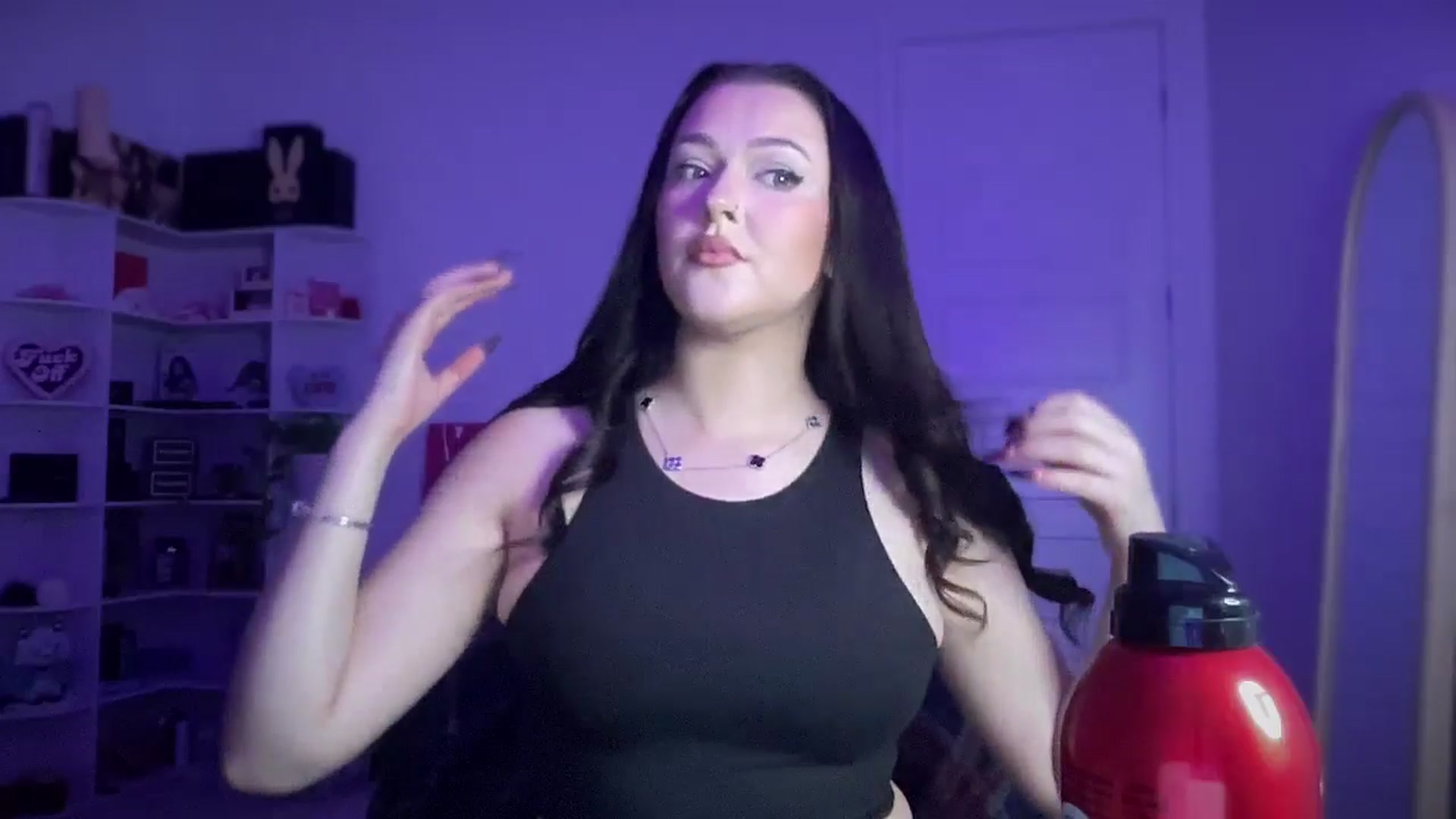 Gallery image thumbnail from Alinasnoww's myfreecams stream on, 02/18/2026, 06:45 image 17 of 20