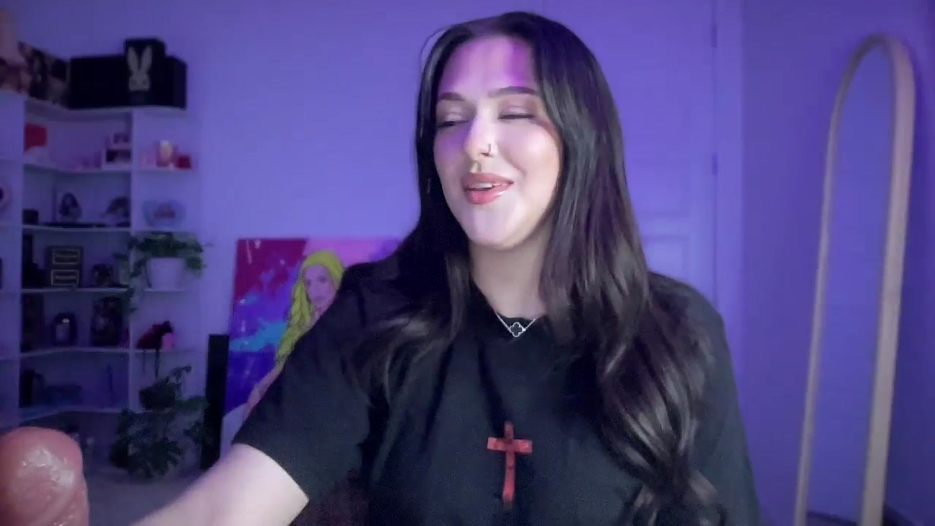 Gallery image thumbnail from Alinasnoww's myfreecams stream on, 02/19/2026, 01:34 image 10 of 20