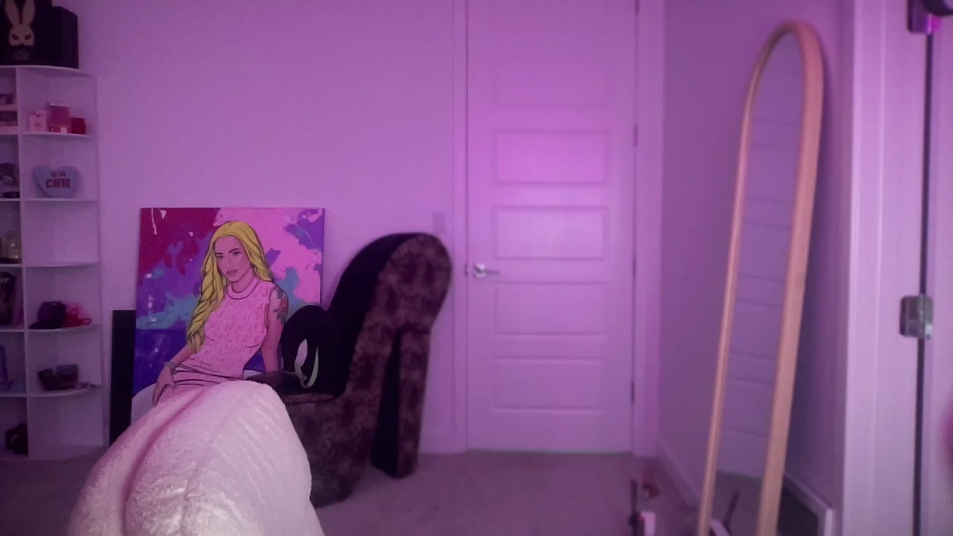 Gallery image thumbnail from Alinasnoww's myfreecams stream on, 03/03/2026, 23:50 image 3 of 20