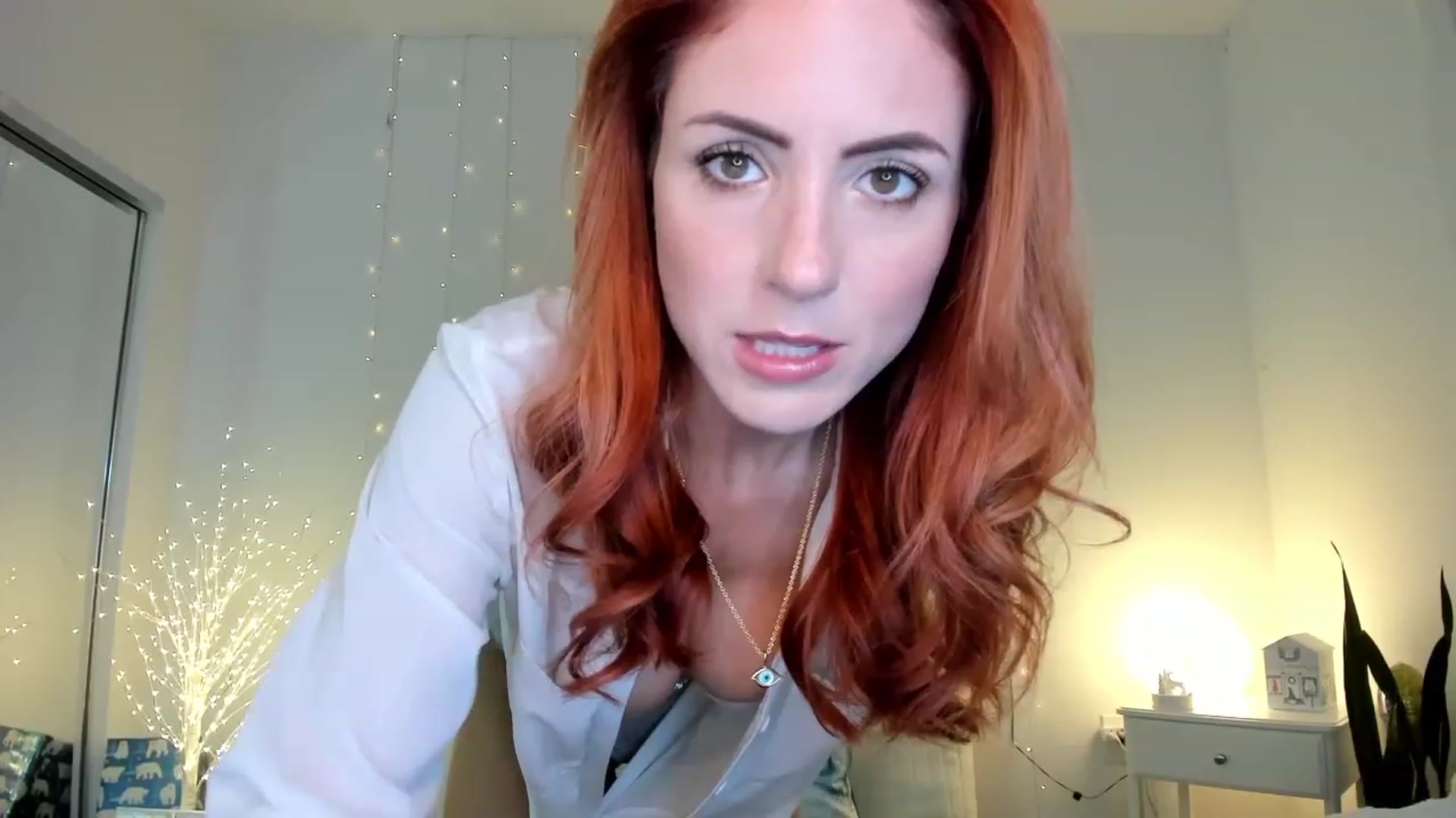 Gallery image thumbnail from AlisOnFire's myfreecams stream on, 12/05/2022, 02:22 image 8 of 20