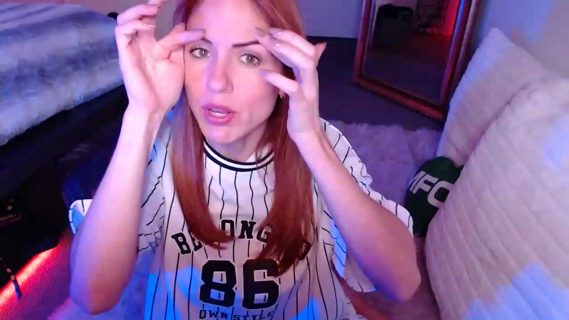 Gallery image thumbnail from AlisOnFire's myfreecams stream on, 01/28/2023, 04:05 image 4 of 20