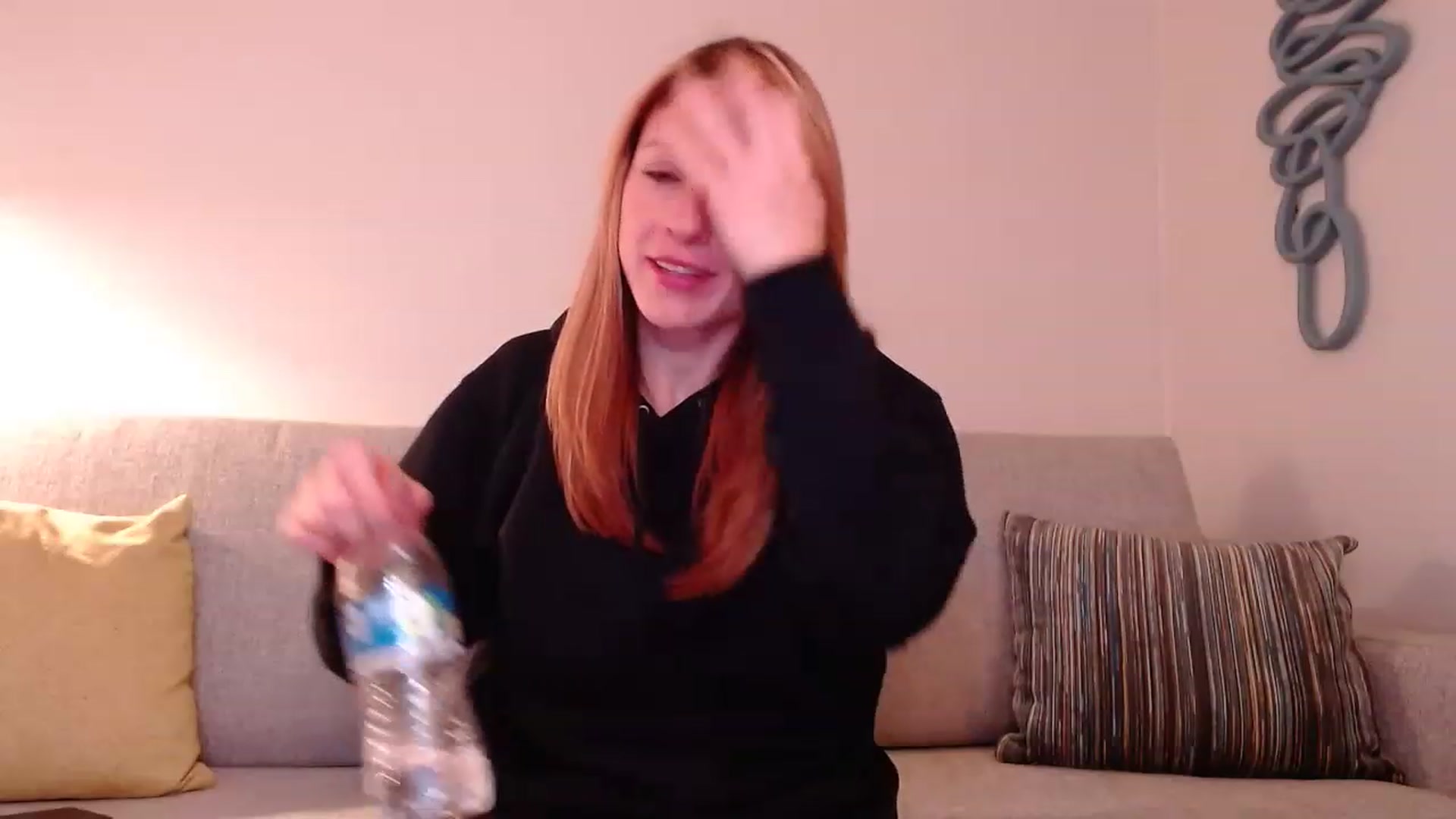 Gallery image thumbnail from AlisOnFire's myfreecams stream on, 02/16/2023, 07:22 image 14 of 20