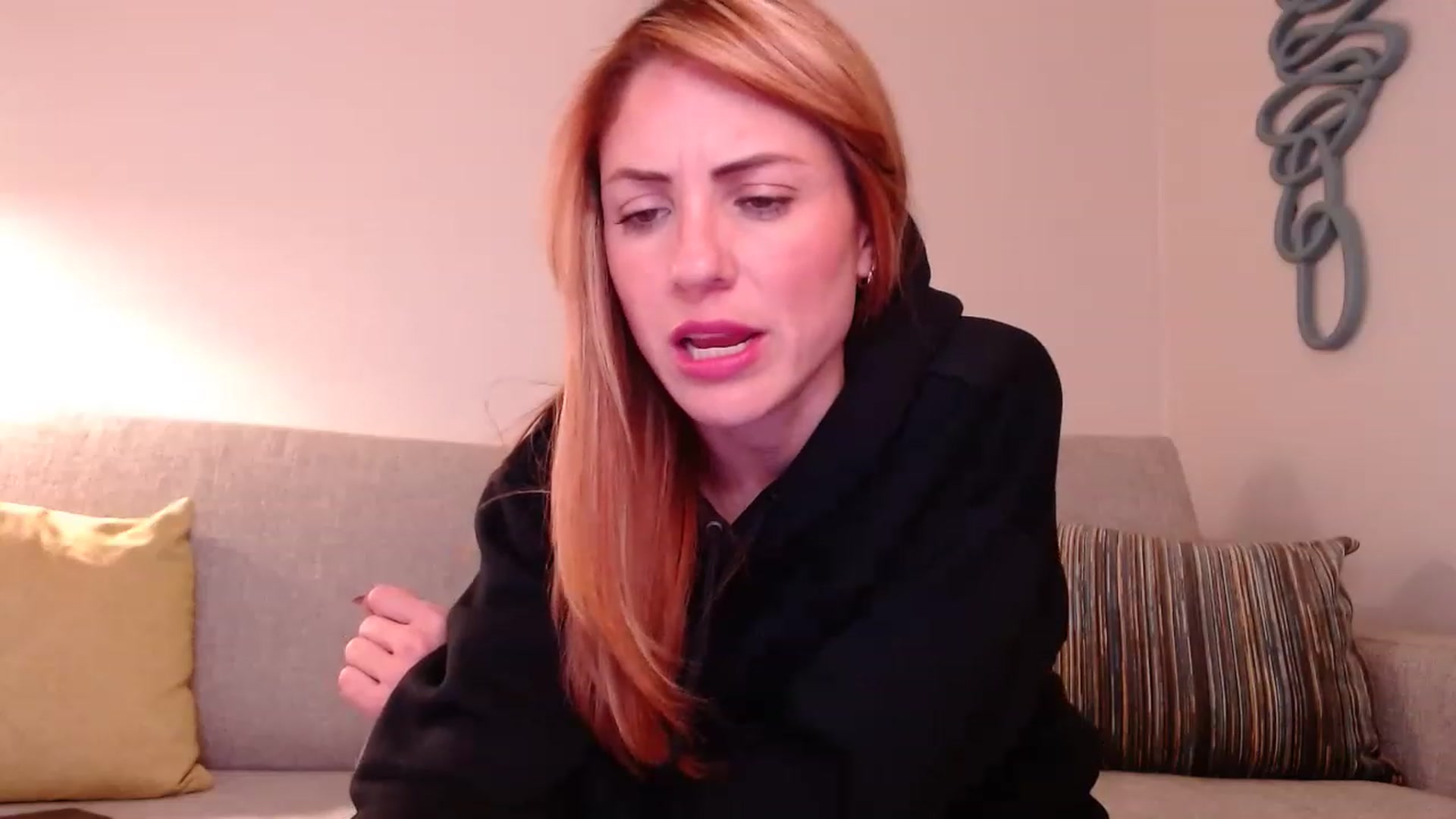 Gallery image thumbnail from AlisOnFire's myfreecams stream on, 02/16/2023, 07:22 image 16 of 20