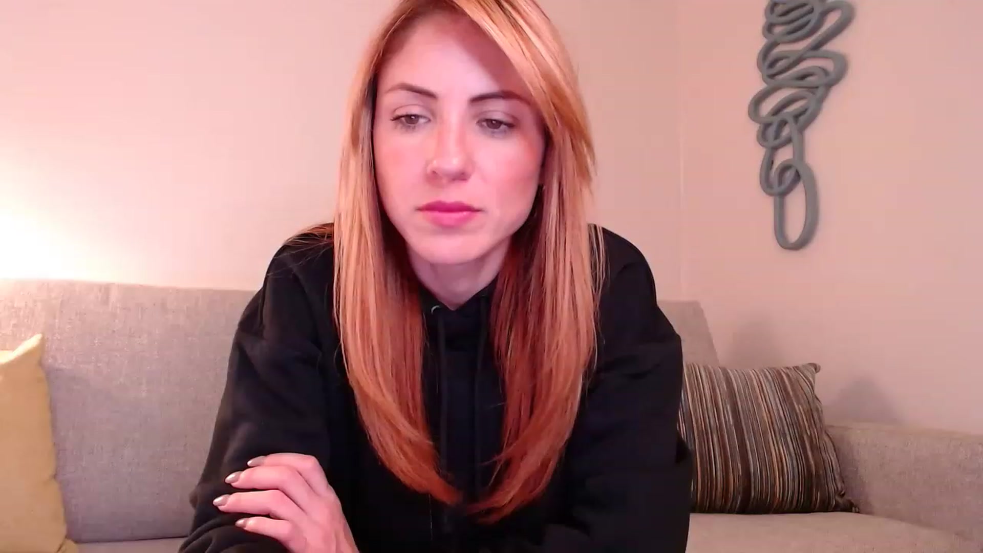 Gallery image thumbnail from AlisOnFire's myfreecams stream on, 02/16/2023, 07:22 image 2 of 20