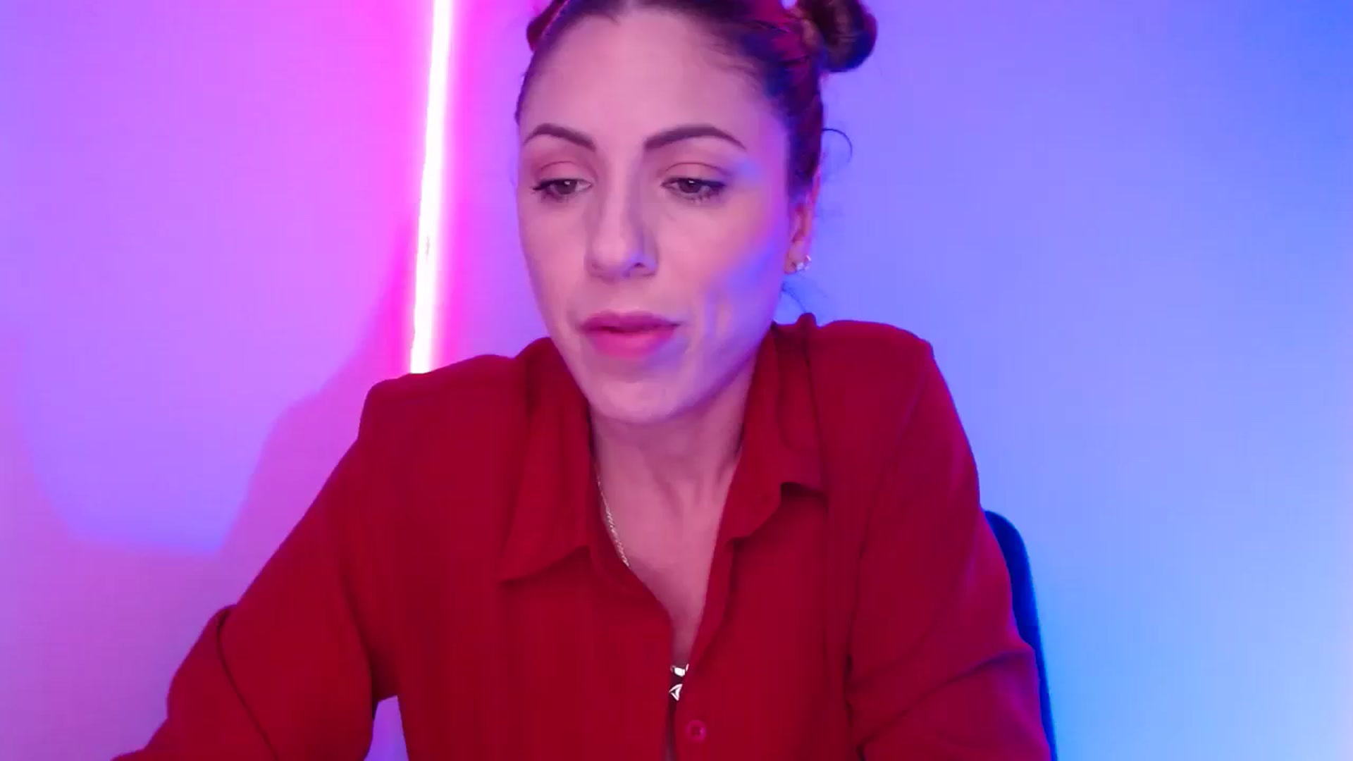 Gallery image thumbnail from AlisOnFire's myfreecams stream on, 09/18/2023, 02:27 image 16 of 20