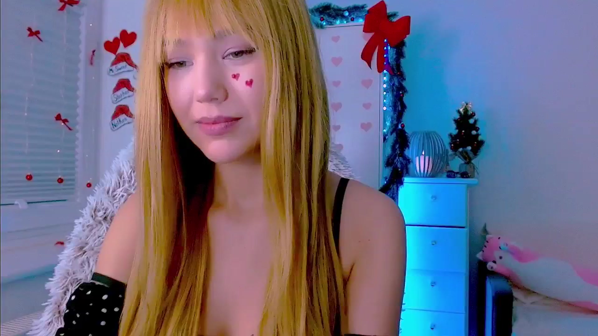 Gallery image thumbnail from AlisSun's myfreecams stream on, 01/04/2026, 04:40 image 7 of 20