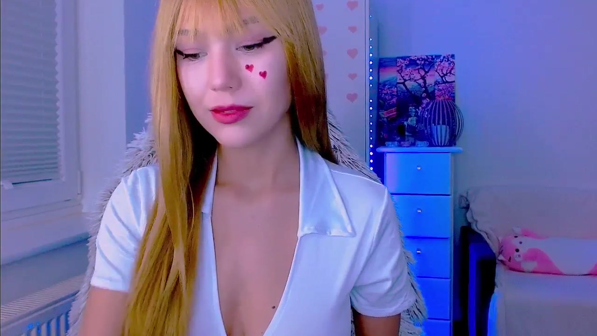 Gallery image thumbnail from AlisSun's myfreecams stream on, 01/25/2026, 04:02 image 9 of 20