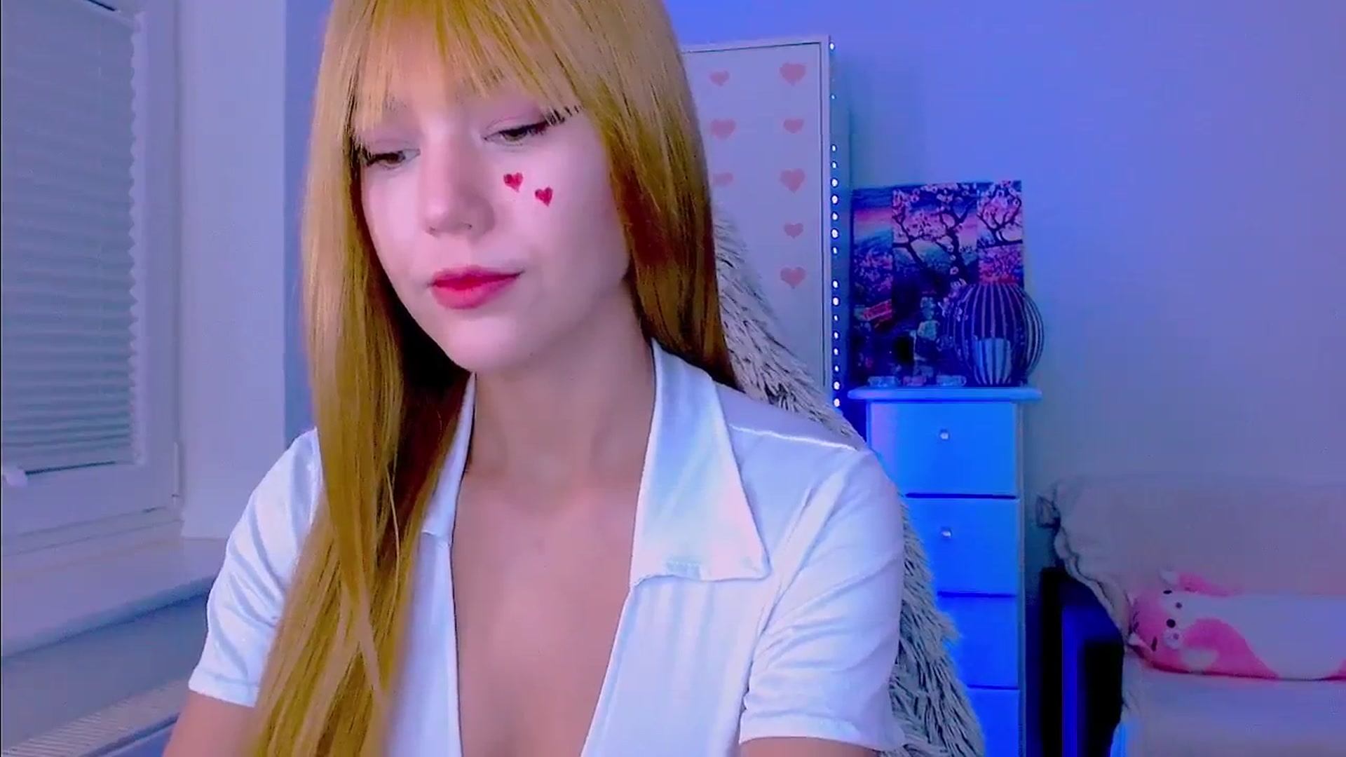 Gallery image thumbnail from AlisSun's myfreecams stream on, 01/25/2026, 04:02 image 8 of 20