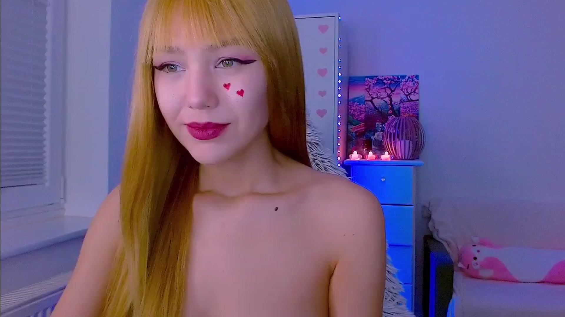 Gallery image thumbnail from AlisSun's myfreecams stream on, 01/26/2026, 04:28 image 6 of 20