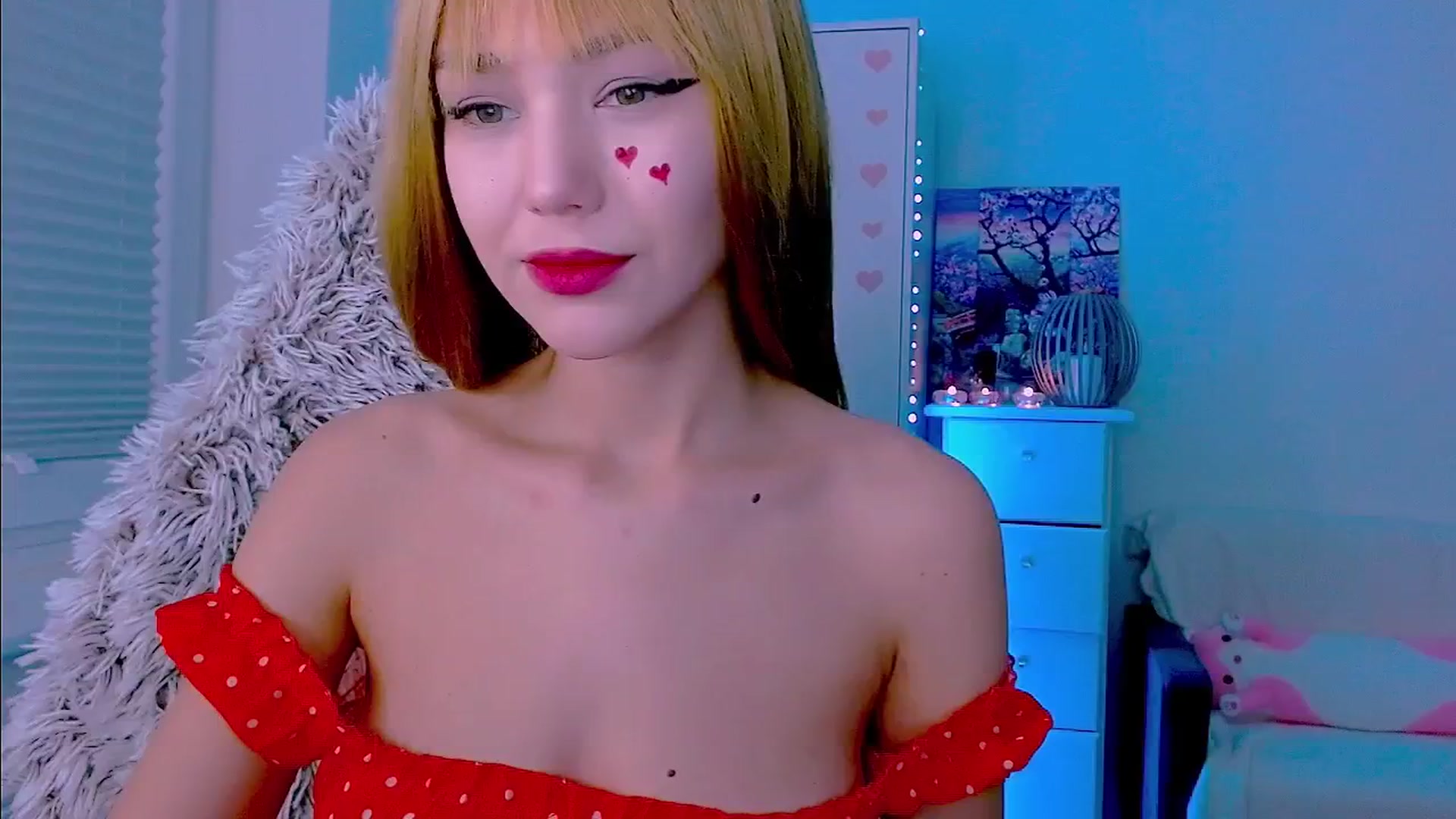Gallery image thumbnail from AlisSun's myfreecams stream on, 02/02/2026, 08:11 image 5 of 20