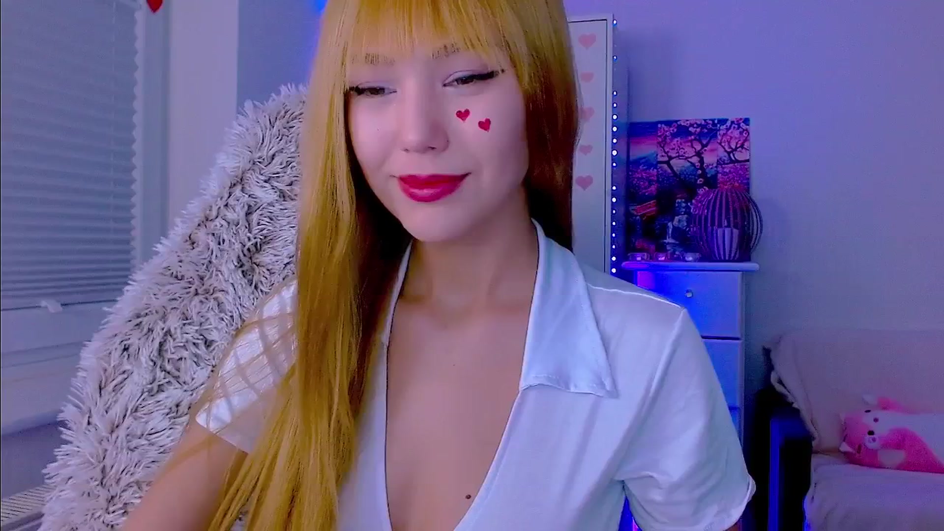 Gallery image thumbnail from AlisSun's myfreecams stream on, 02/09/2026, 07:27 image 4 of 20