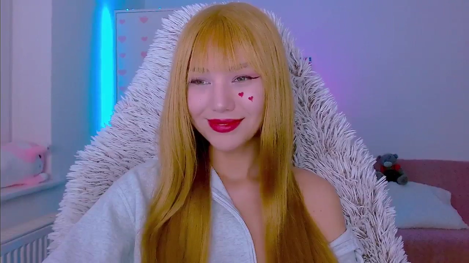 Gallery image thumbnail from AlisSun's myfreecams stream on, 04/13/2026, 03:23 image 20 of 20