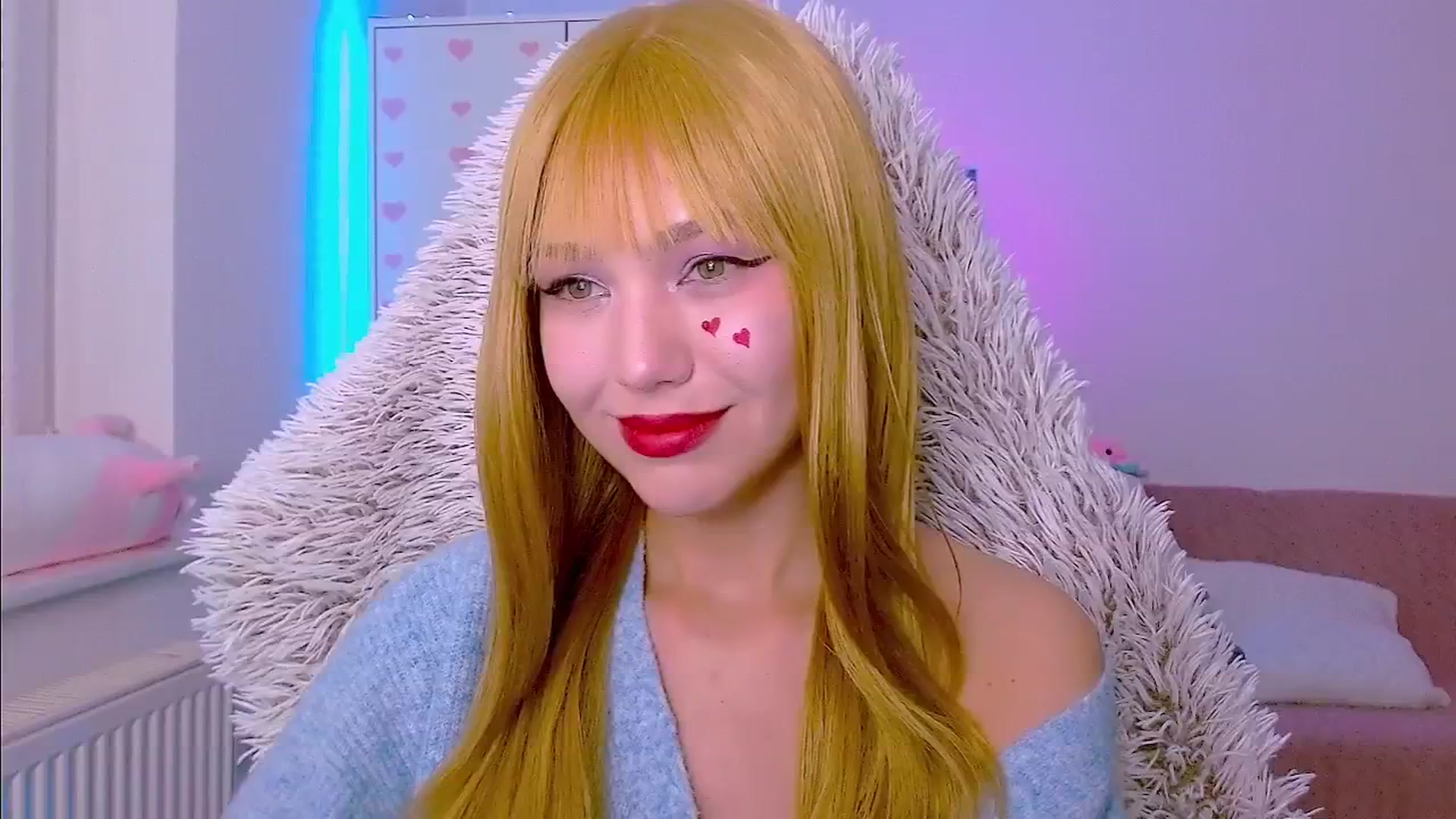 Gallery image thumbnail from AlisSun's myfreecams stream on, 04/27/2026, 24:28 image 1 of 20