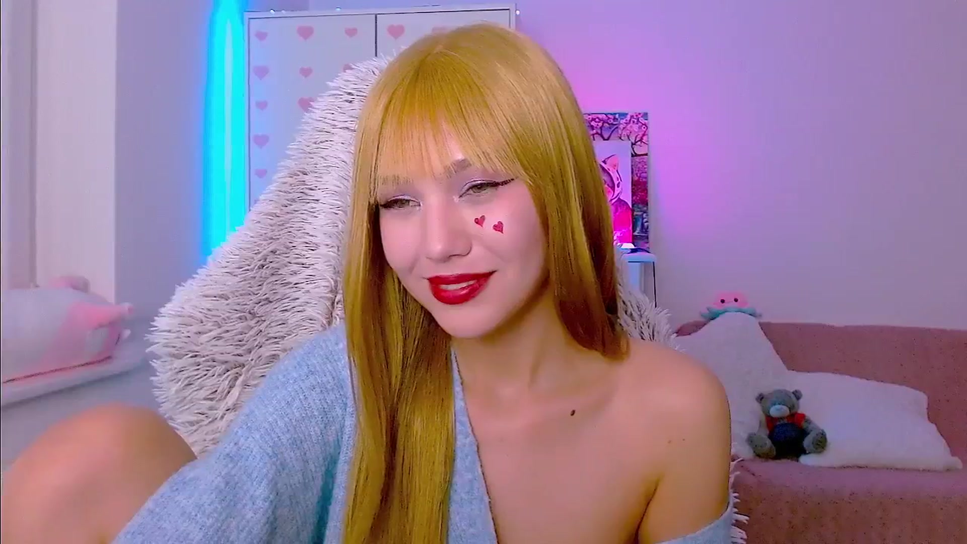 Gallery image thumbnail from AlisSun's myfreecams stream on, 04/27/2026, 24:28 image 7 of 20