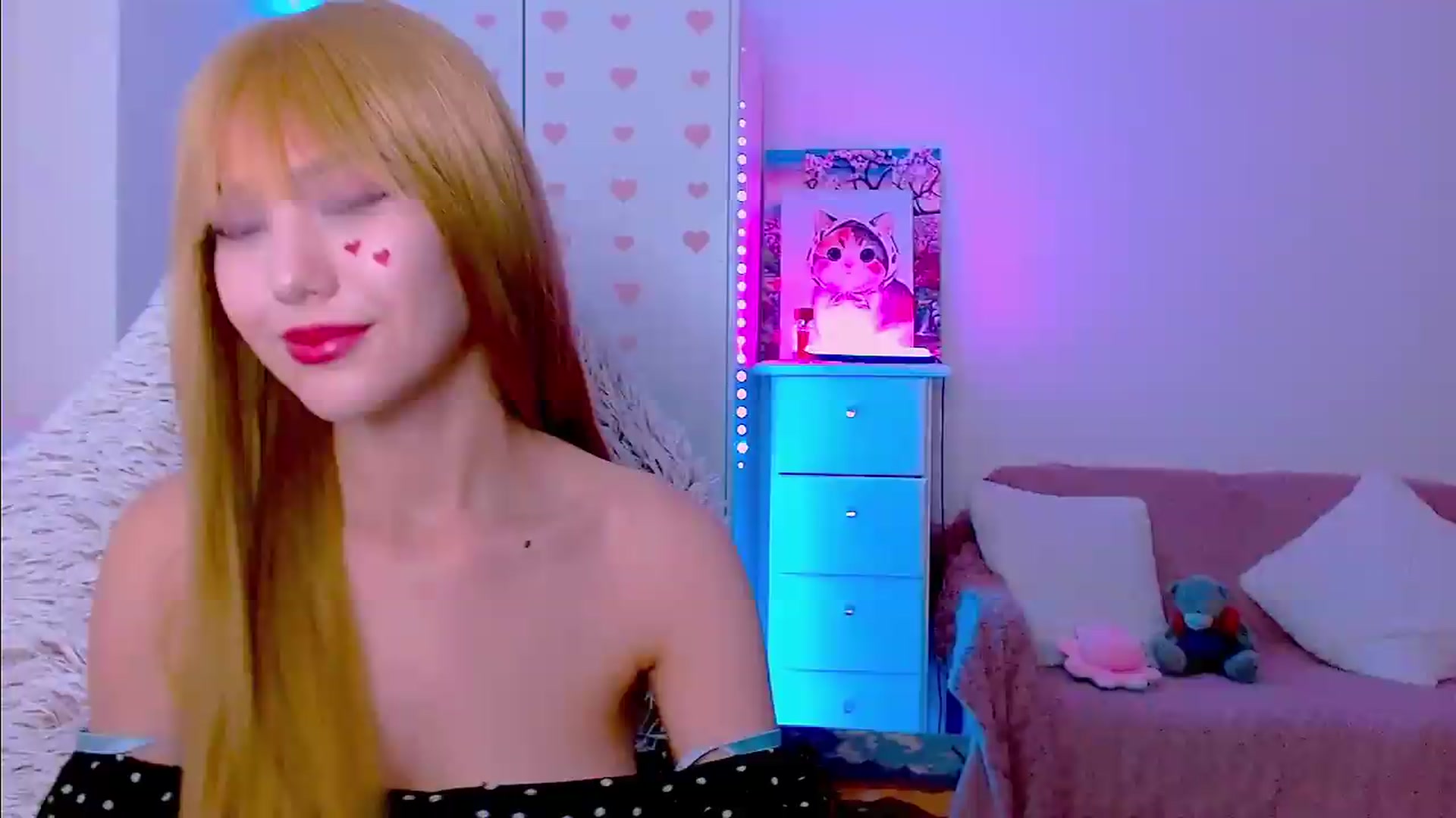 Gallery image thumbnail from AlisSun's myfreecams stream on, 06/14/2026, 06:12 image 4 of 20