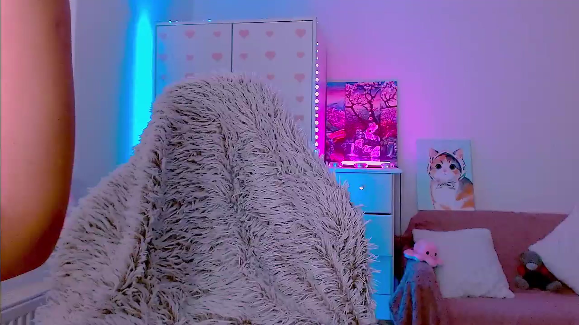 Gallery image thumbnail from AlisSun's myfreecams stream on, 06/27/2026, 06:38 image 20 of 20