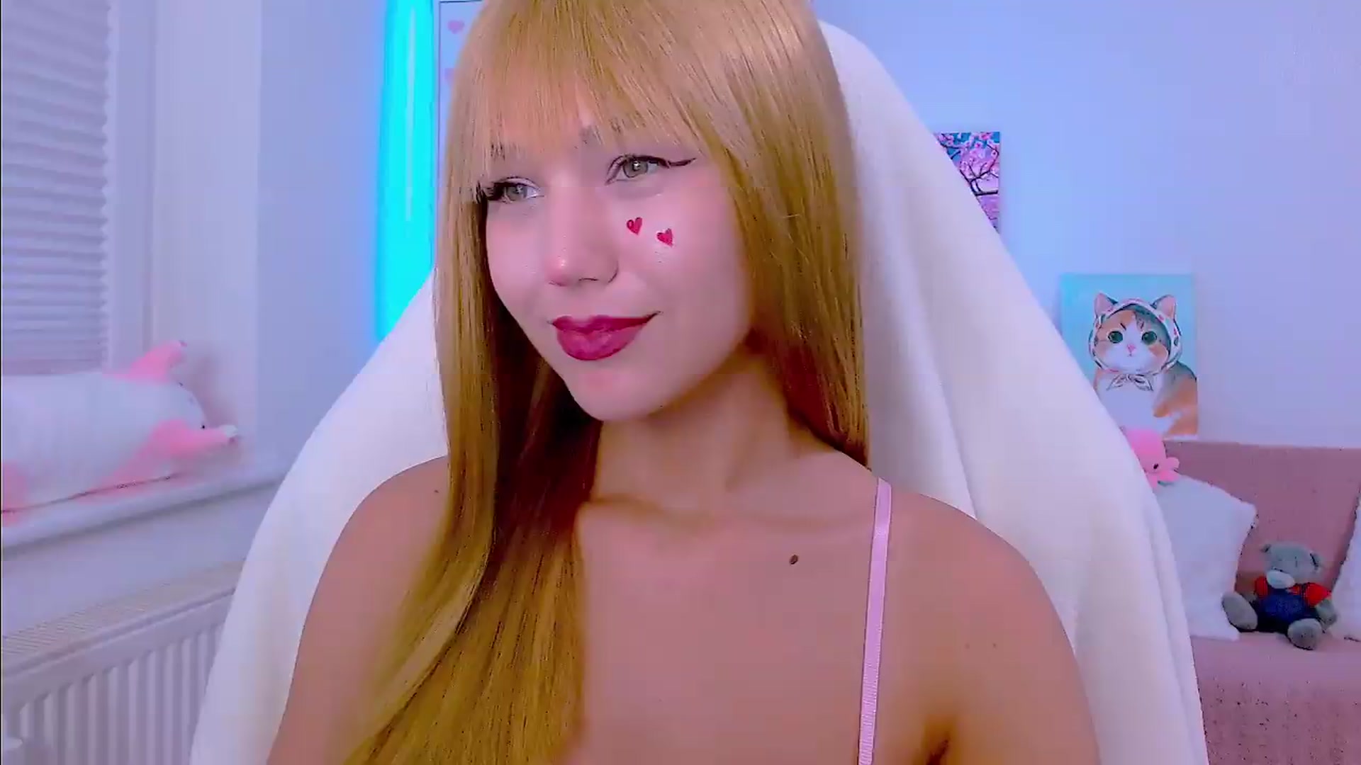 Gallery image thumbnail from AlisSun's myfreecams stream on, 07/11/2026, 06:02 image 3 of 20