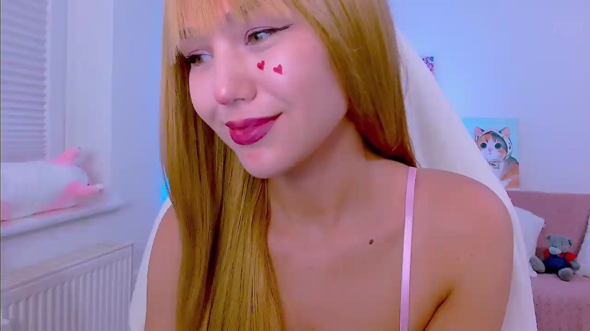Gallery image thumbnail from AlisSun's myfreecams stream on, 07/11/2026, 06:02 image 1 of 20