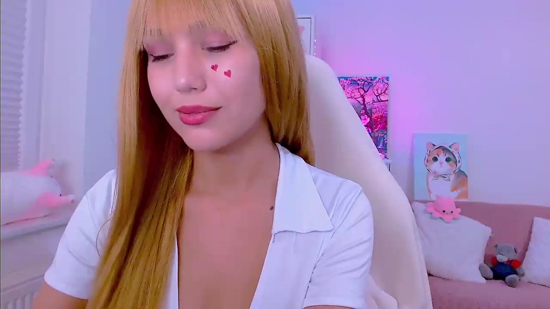 Gallery image thumbnail from AlisSun's myfreecams stream on, 07/12/2026, 06:06 image 6 of 20