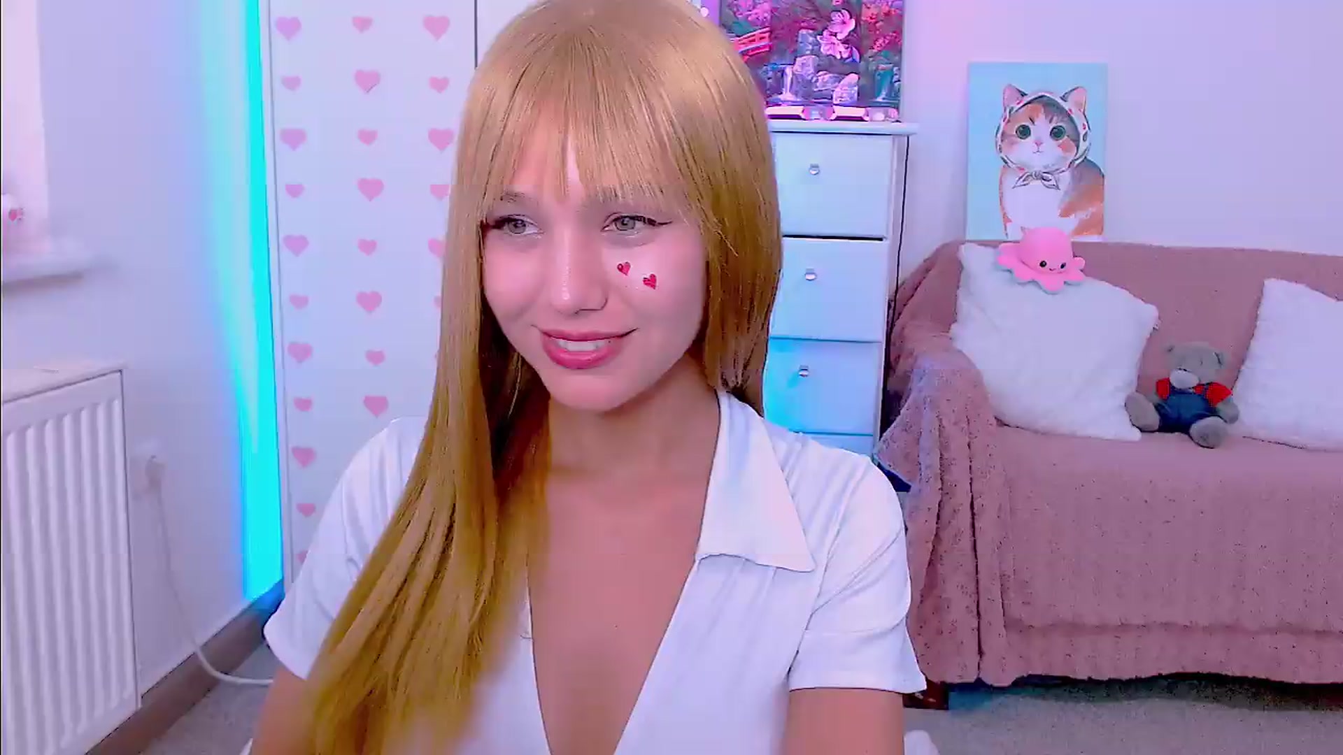 Gallery image thumbnail from AlisSun's myfreecams stream on, 07/12/2026, 09:51 image 13 of 20
