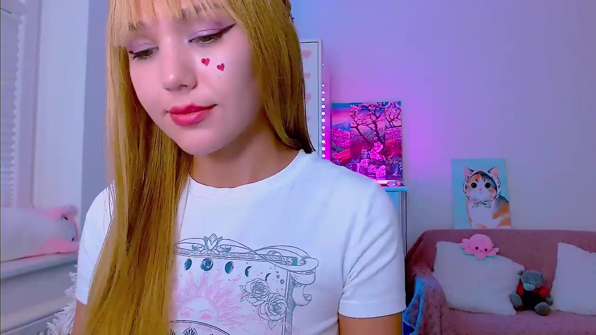Gallery image thumbnail from AlisSun's myfreecams stream on, 07/19/2026, 05:52 image 12 of 20