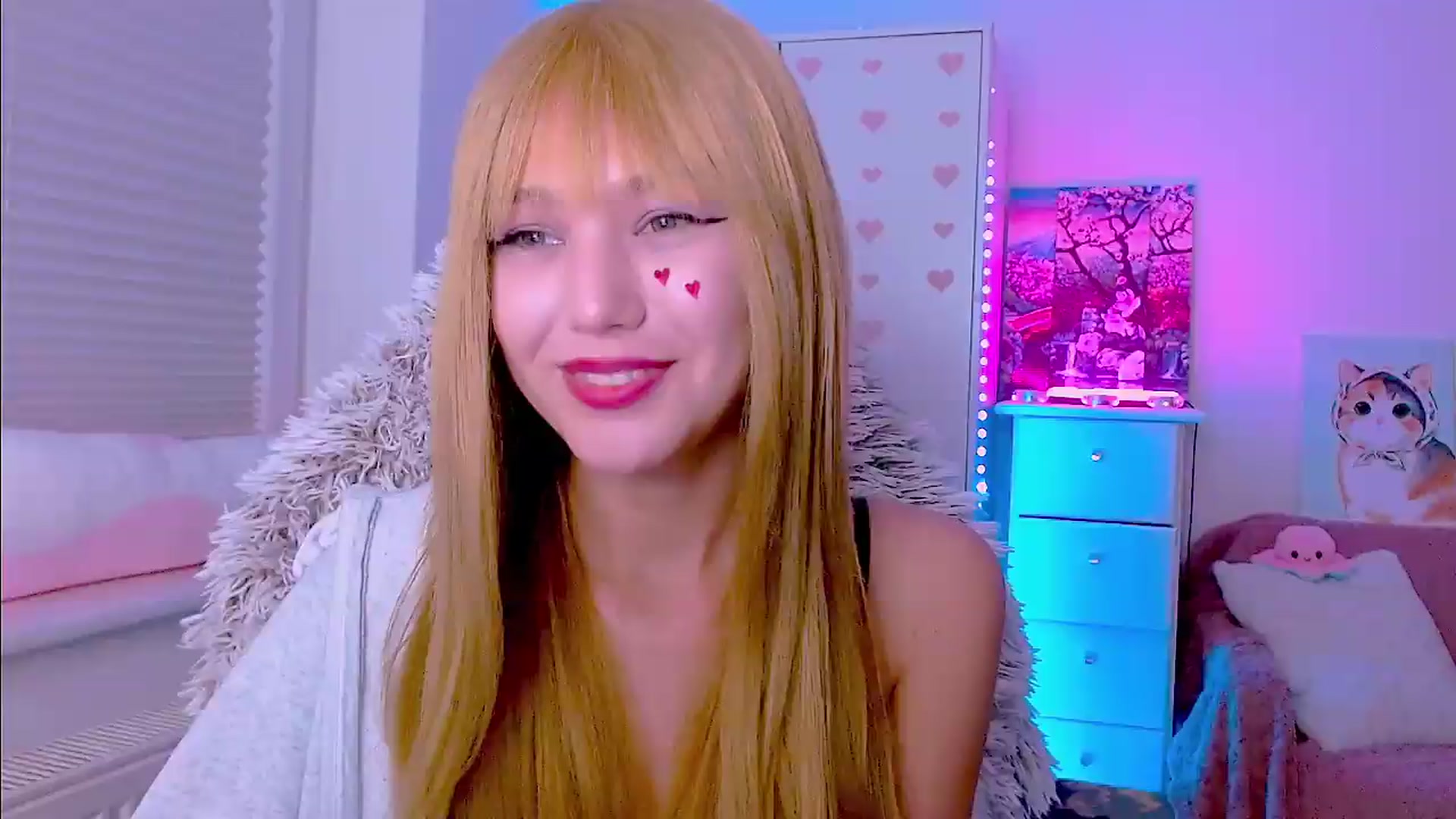 Gallery image thumbnail from AlisSun's myfreecams stream on, 08/03/2026, 04:43 image 3 of 20