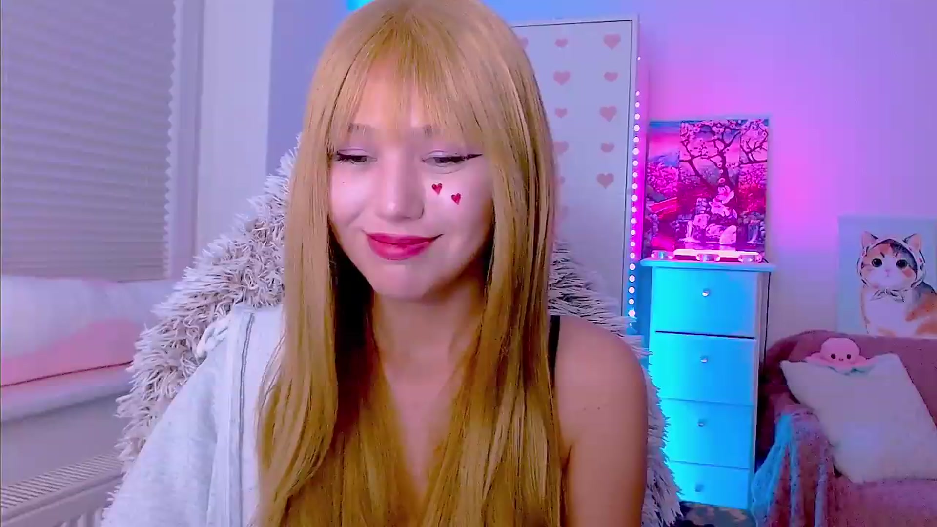 Gallery image thumbnail from AlisSun's myfreecams stream on, 08/03/2026, 04:43 image 2 of 20