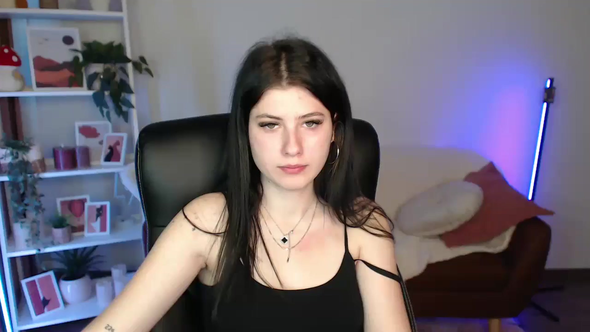 Gallery image thumbnail from AlisaElmers's myfreecams stream on, 03/11/2026, 10:22 image 18 of 20