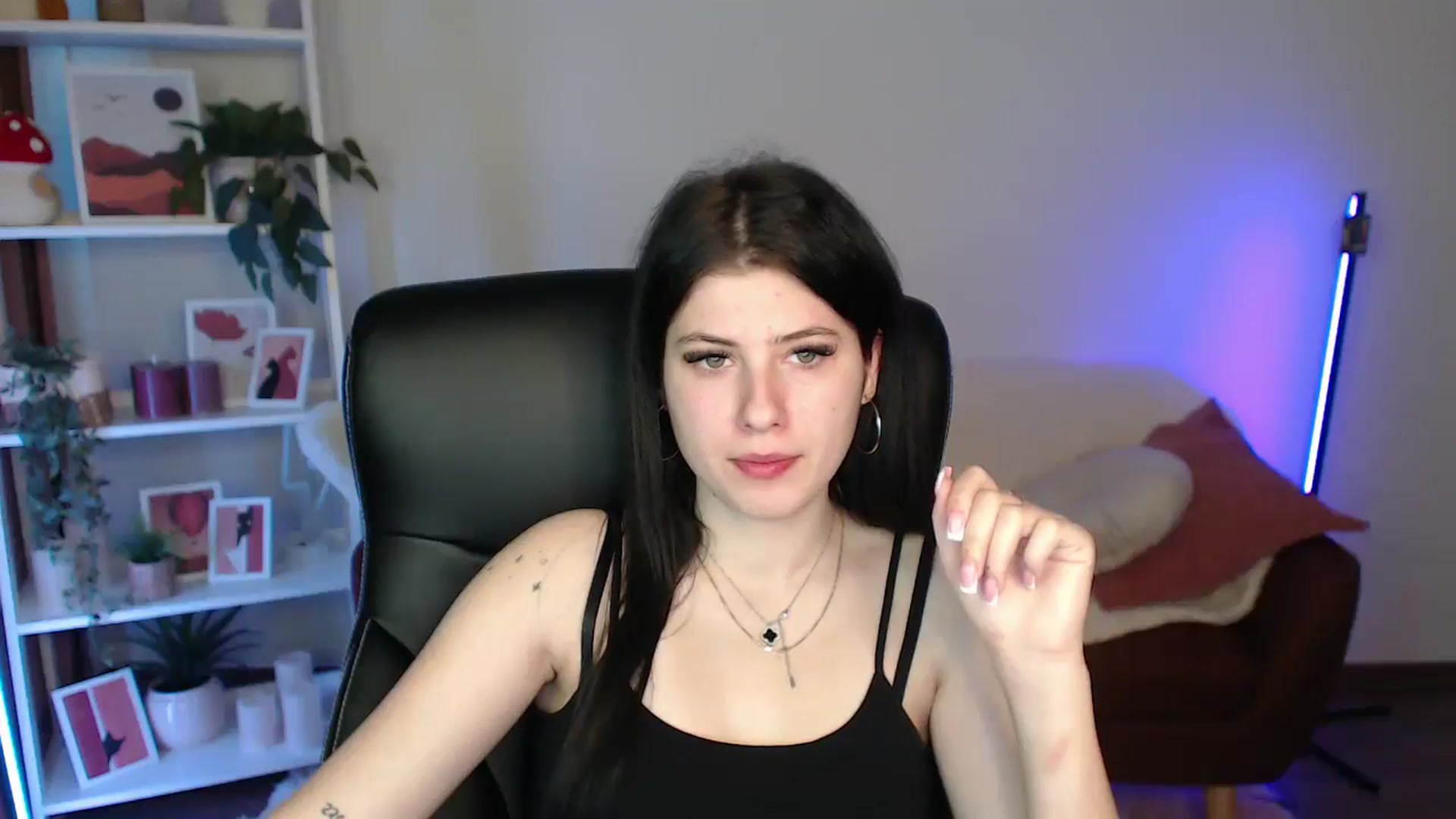 Gallery image thumbnail from AlisaElmers's myfreecams stream on, 03/11/2026, 10:22 image 2 of 20