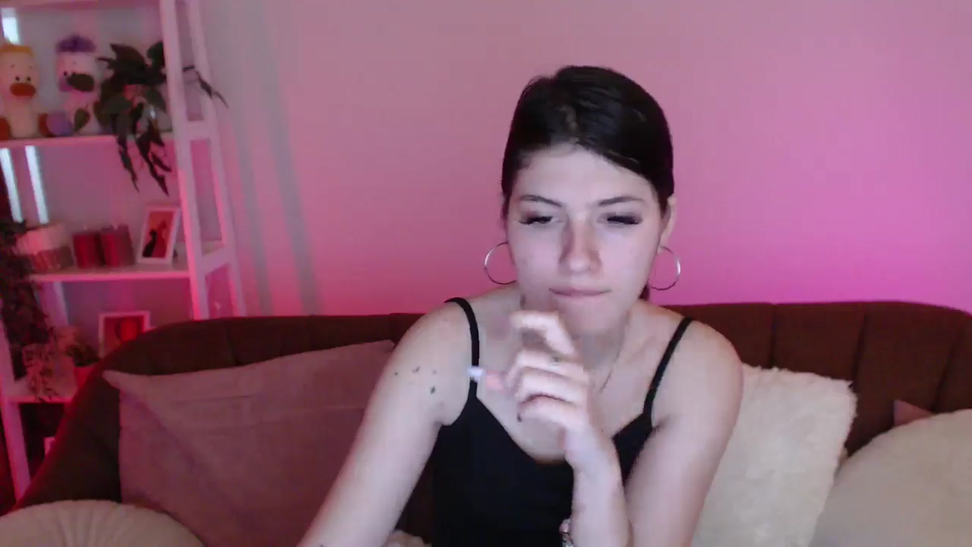 Gallery image thumbnail from AlisaElmers's myfreecams stream on, 04/12/2026, 11:02 image 10 of 20
