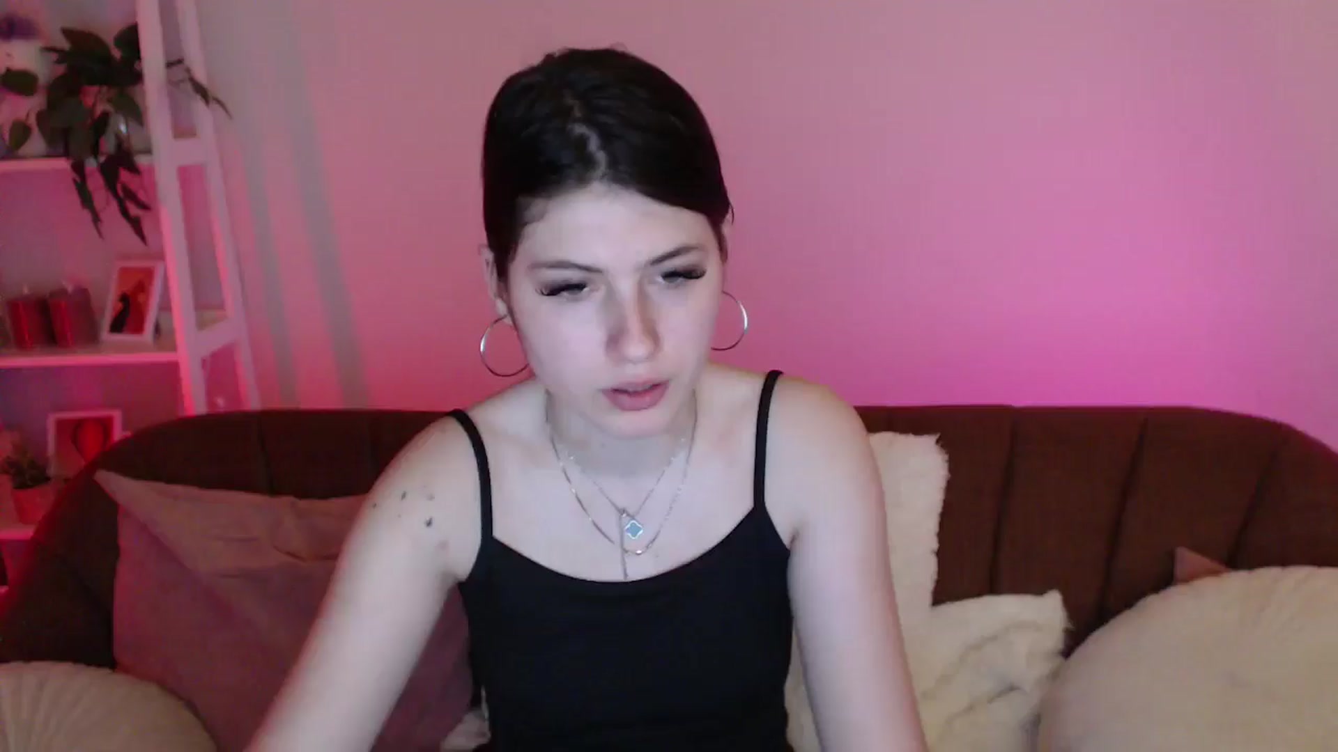 Gallery image thumbnail from AlisaElmers's myfreecams stream on, 04/12/2026, 11:44 image 5 of 20