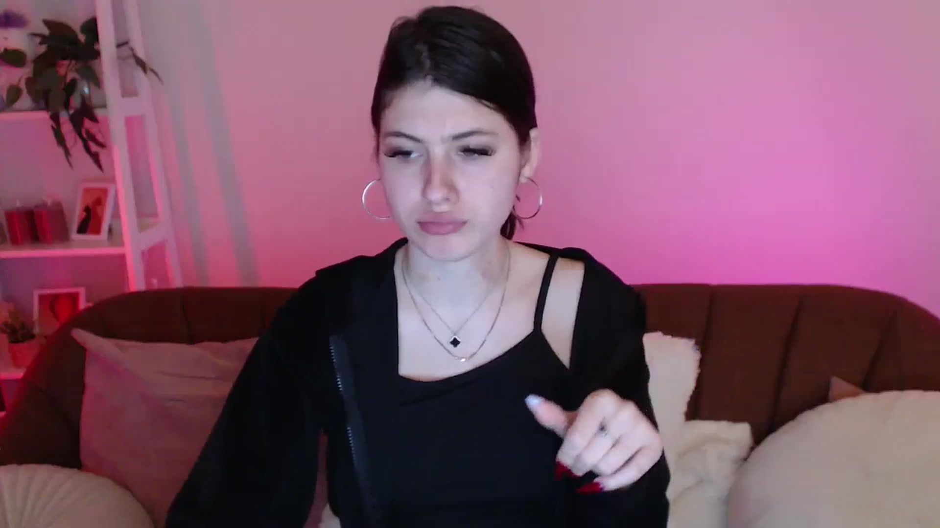 Gallery image thumbnail from AlisaElmers's myfreecams stream on, 04/12/2026, 12:50 image 13 of 20